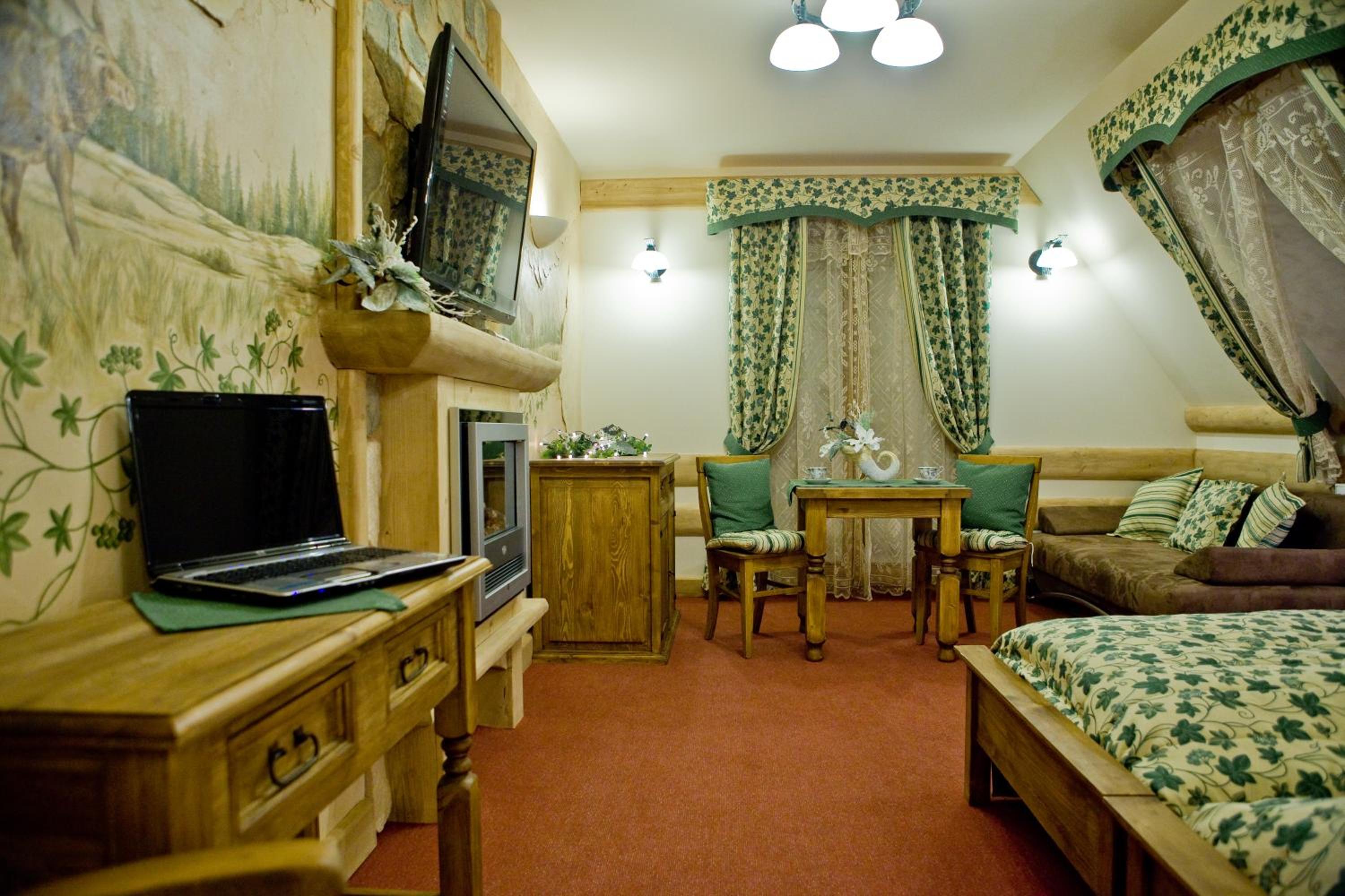 Photo 47