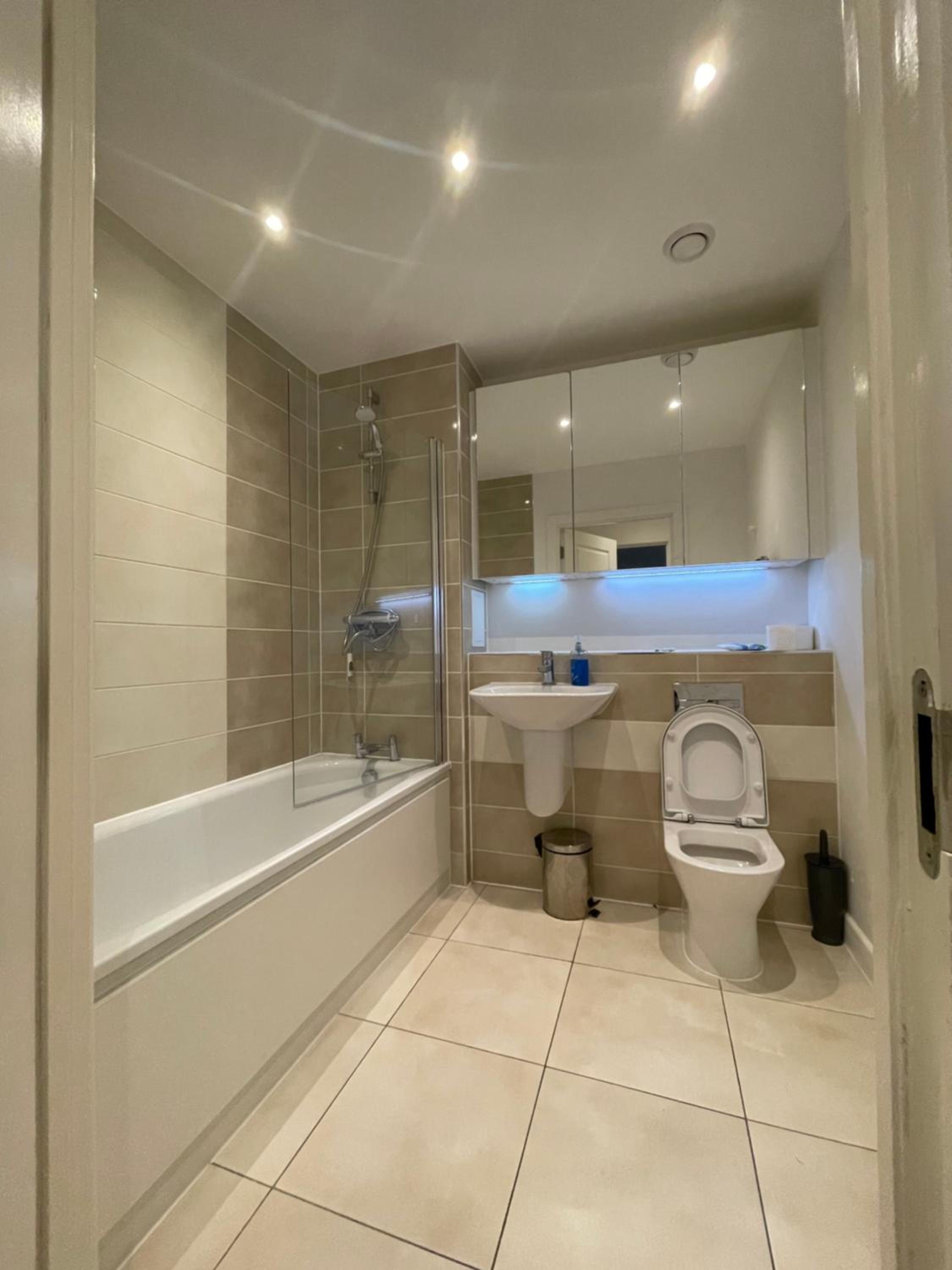 Amazing apartment moments away from the heart of London
