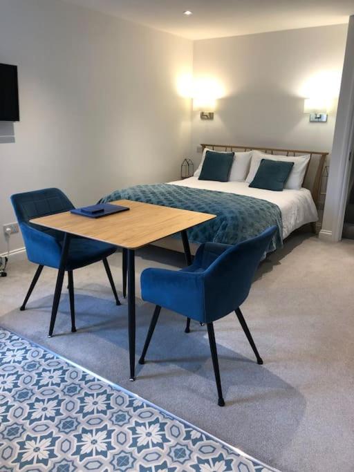 Hideaway between Coast and Moors in a beautiful Village apartment view 4