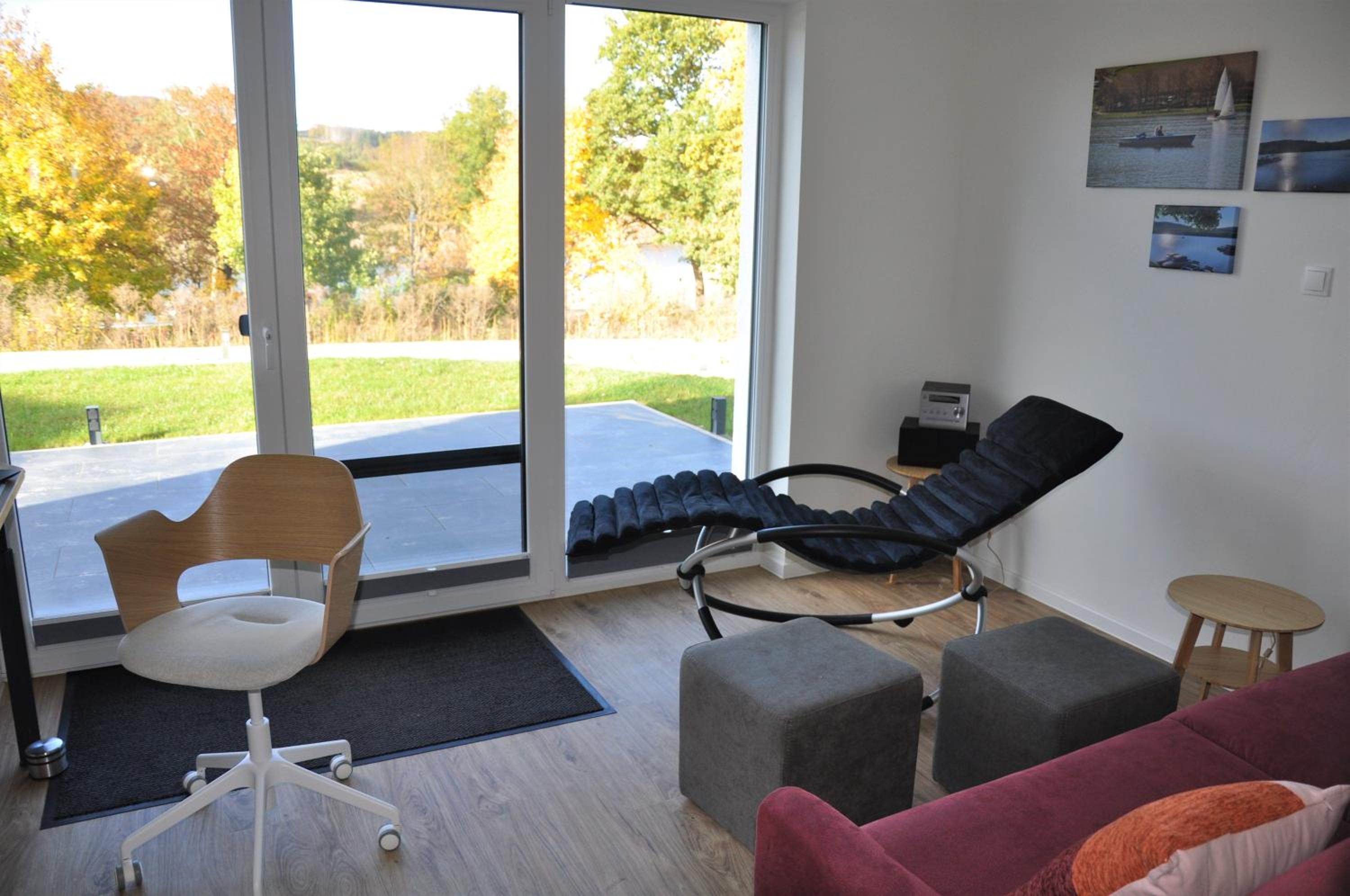 Ferienhaus direkt am Diemelsee-Heringhausen-Willingen-Toplage-Sauna-3 Schlafzimmer-2 Terrassen-109 qm-incl Wäsche