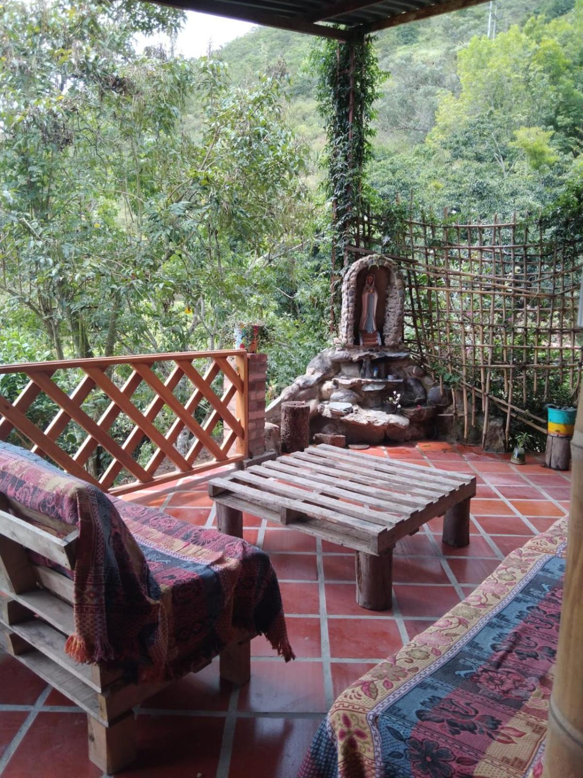 Hospedaje rural - Finca la Aurora - Caqueza