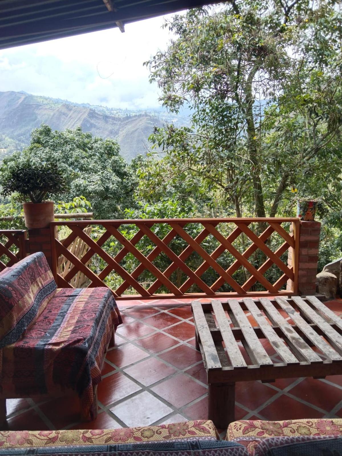 Hospedaje rural - Finca la Aurora - Caqueza