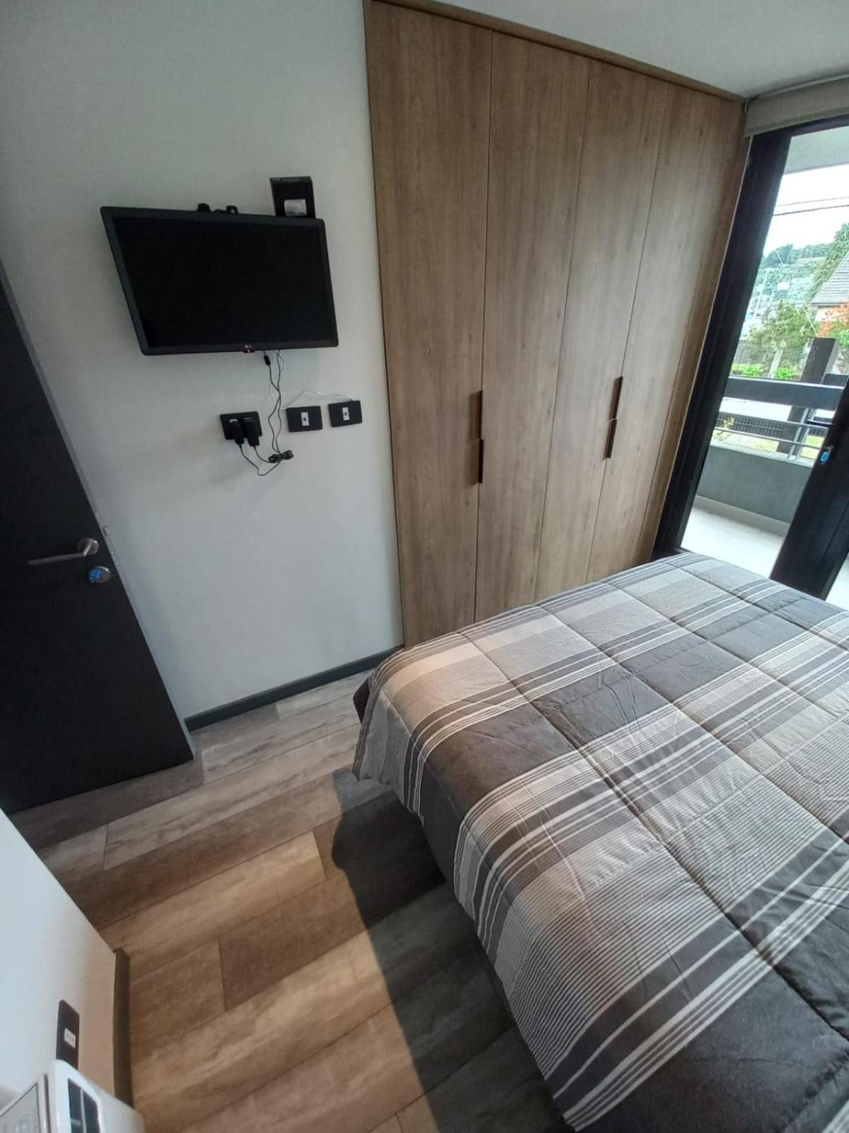 Comodo departamento