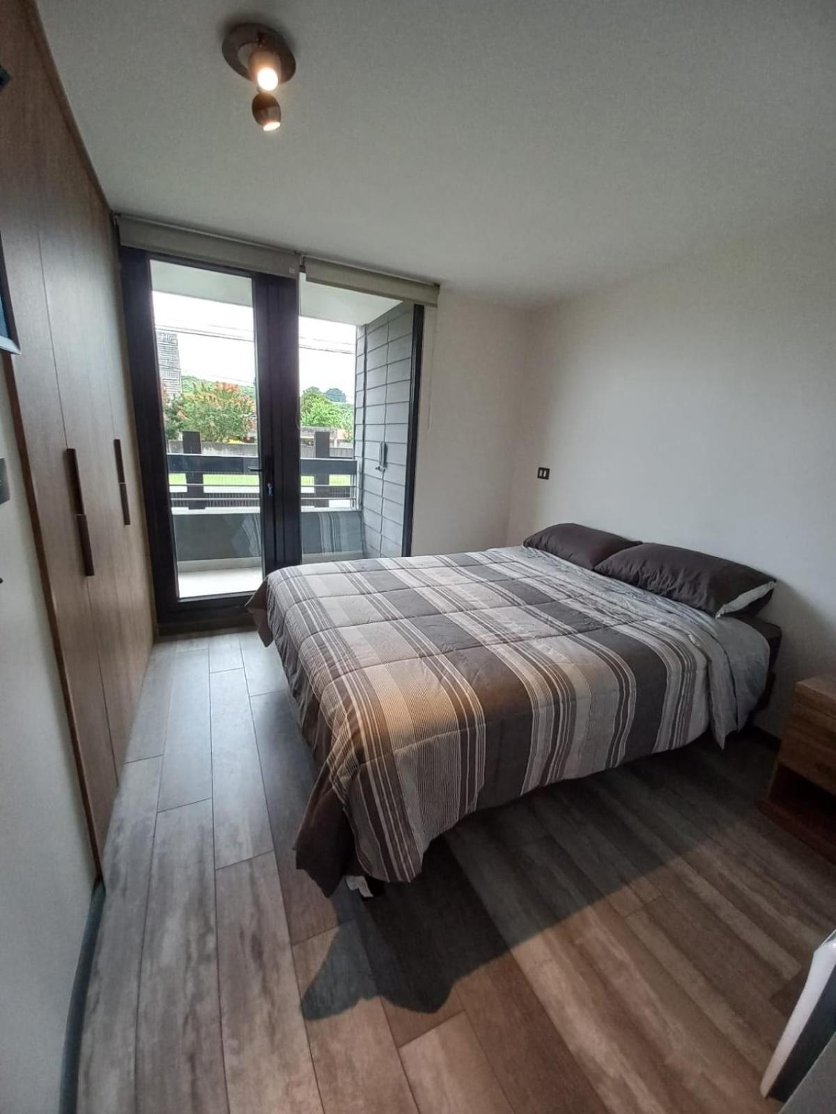Comodo departamento