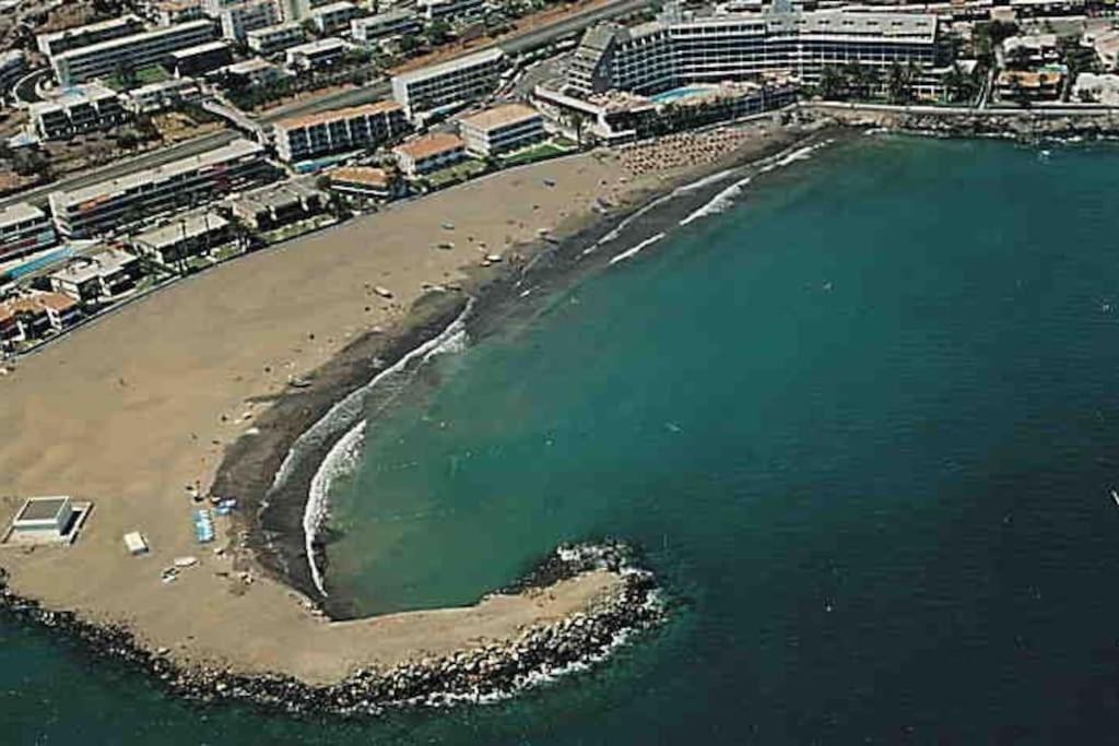 Apartment with large terrace, 10 meters from Playa de las Burras view 3