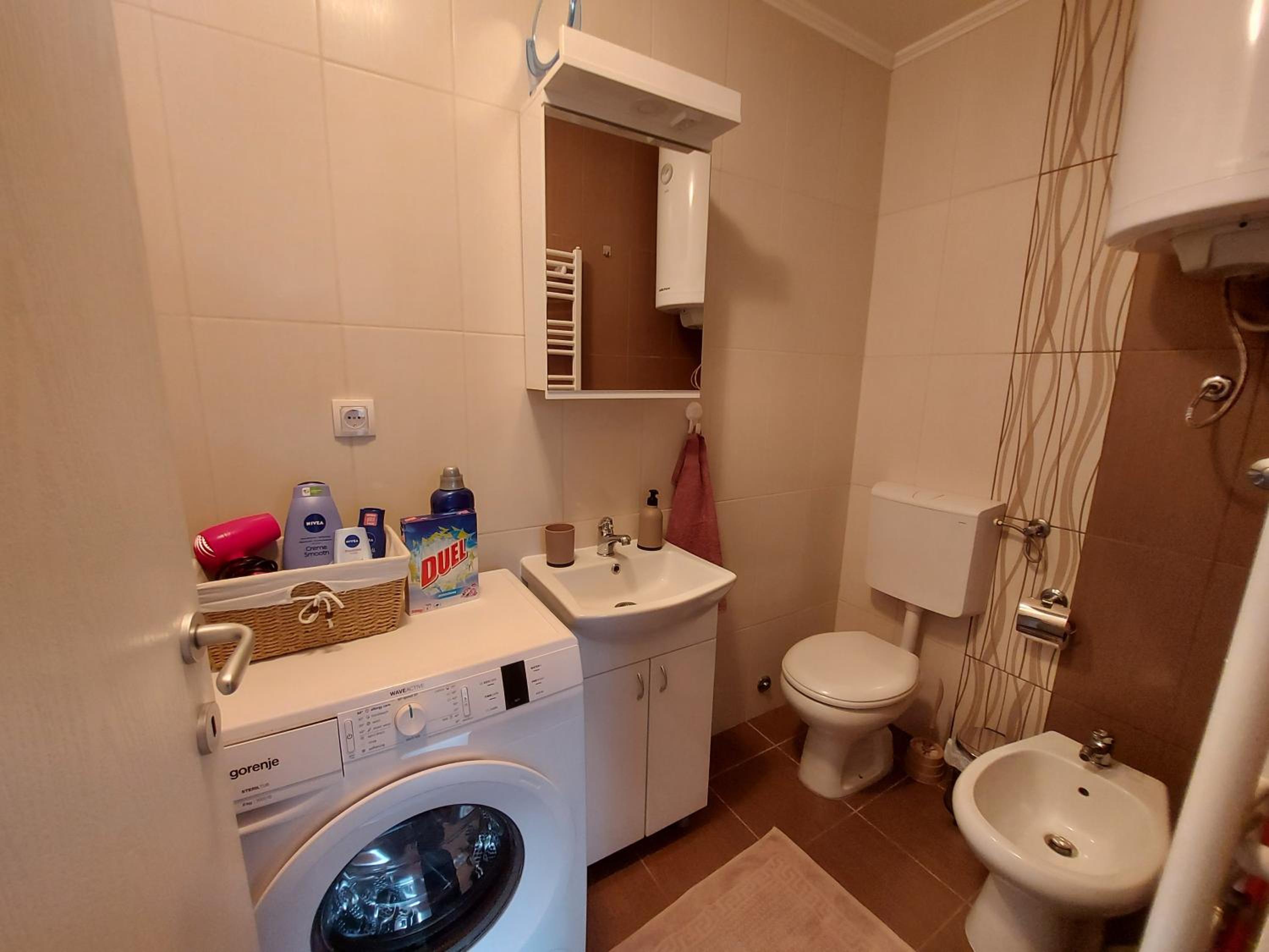 Photo 11