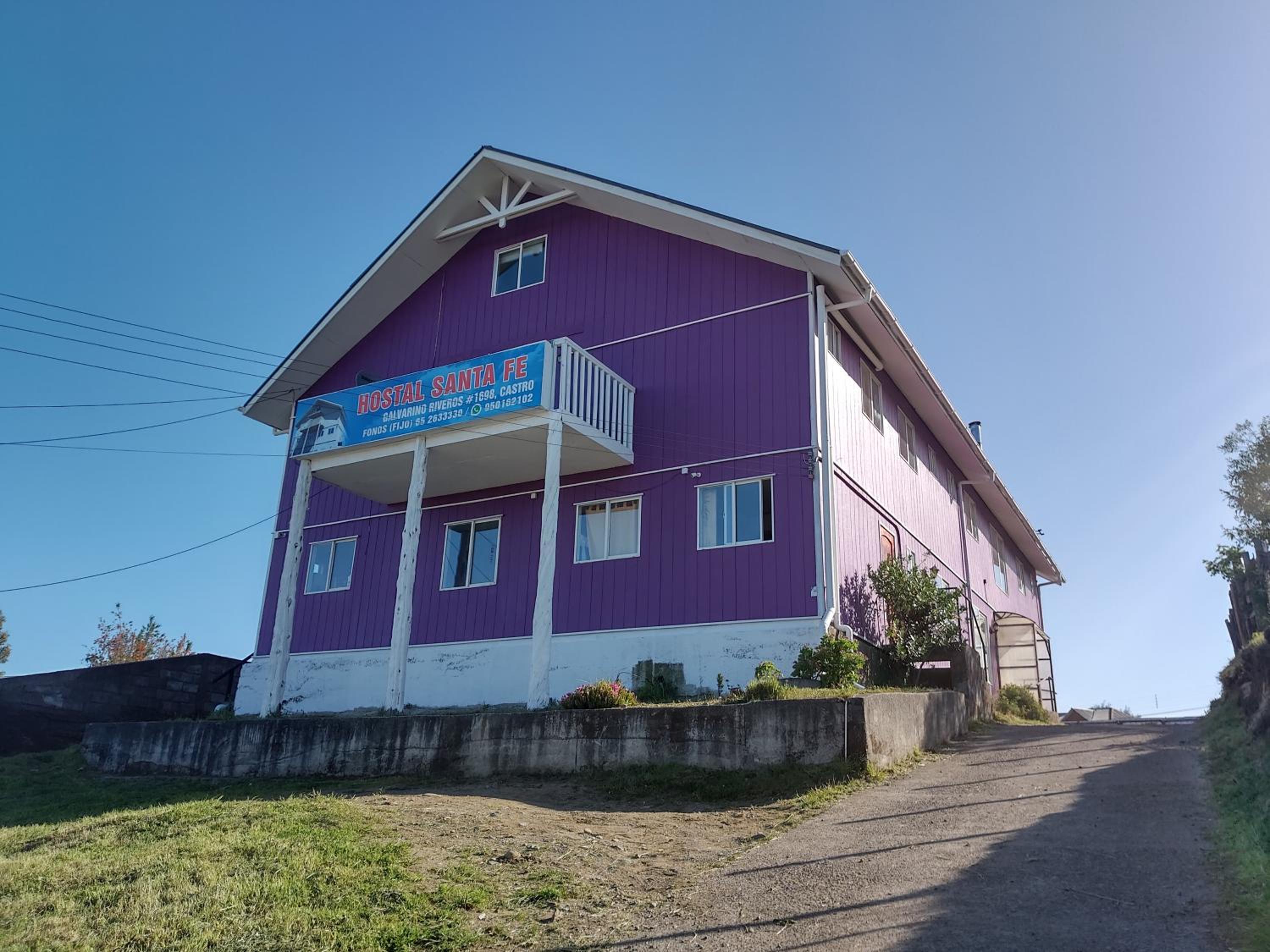 Hotel Hostal Santa Fe - Image 1