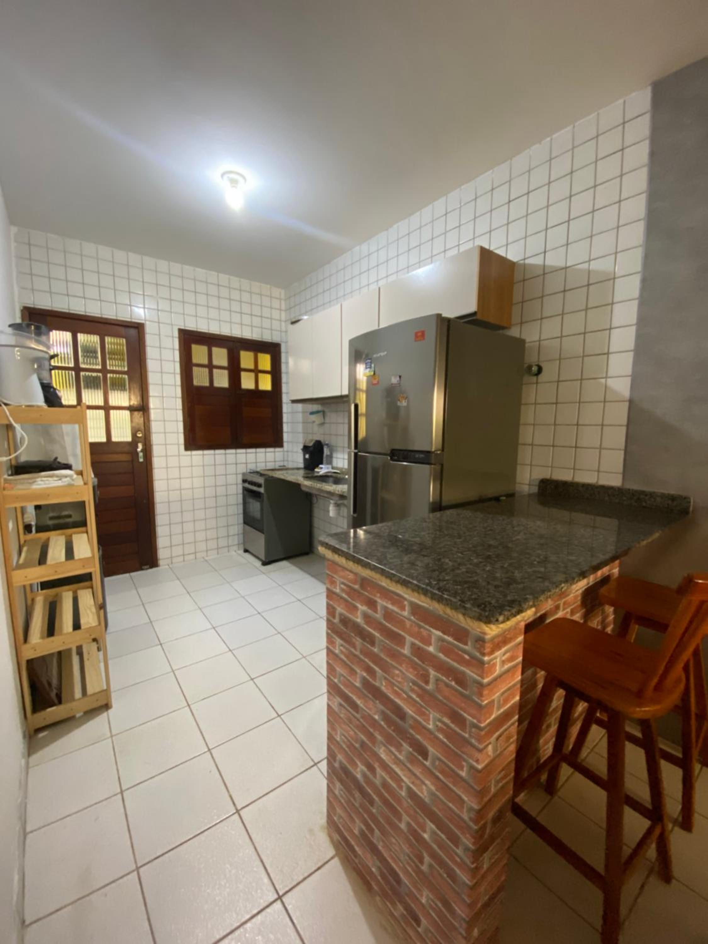 Duplex em condomínio no Barra Mar