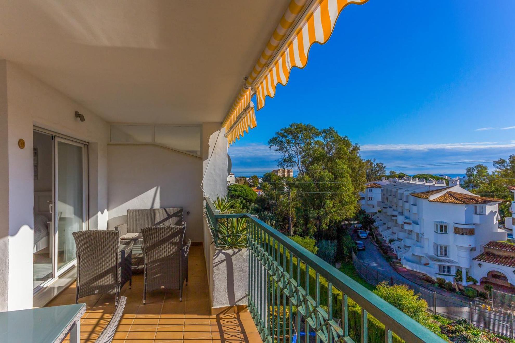 Gran Calahonda 2BR 2BA with terrace WIFI/AC/POOL view 3