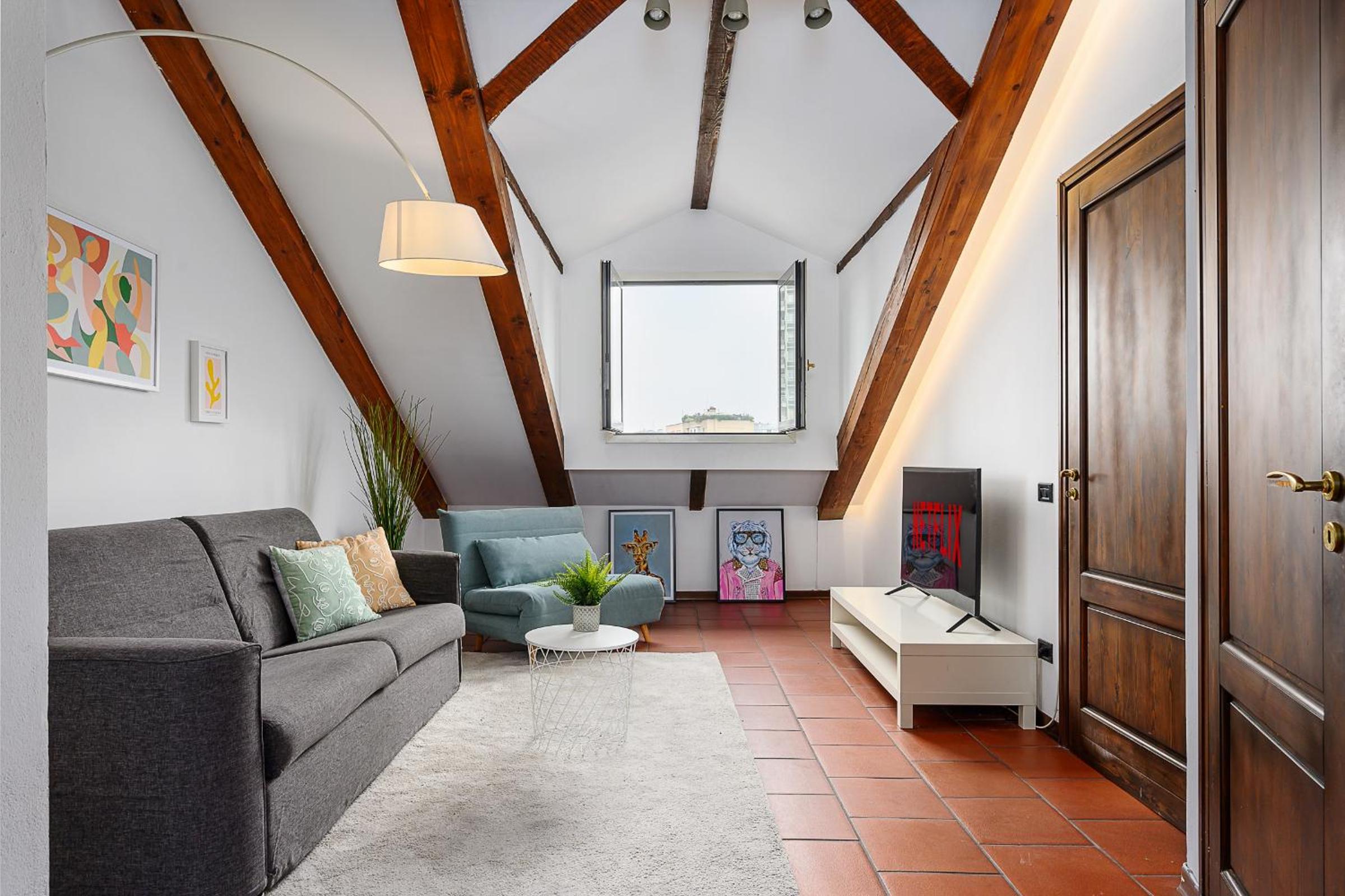 [Duomo - Pt.Romana - Bocconi] Top Floor Apartment