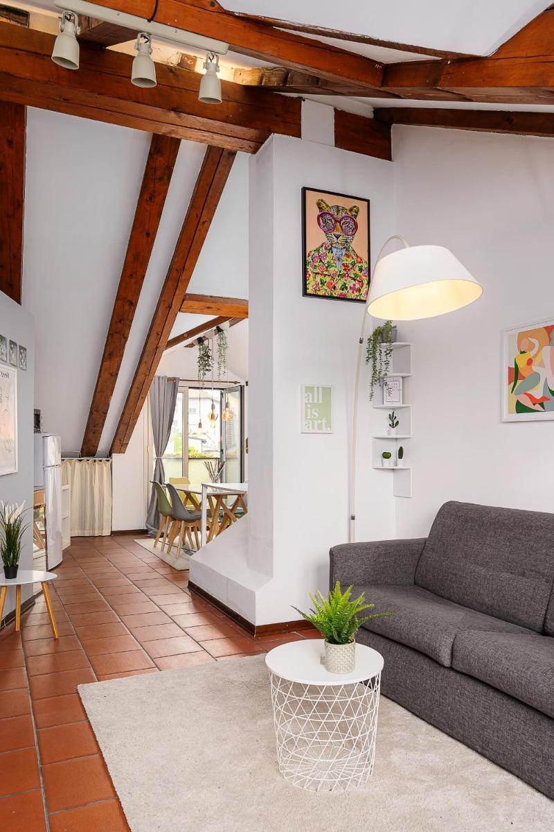 [Duomo - Pt.Romana - Bocconi] Top Floor Apartment