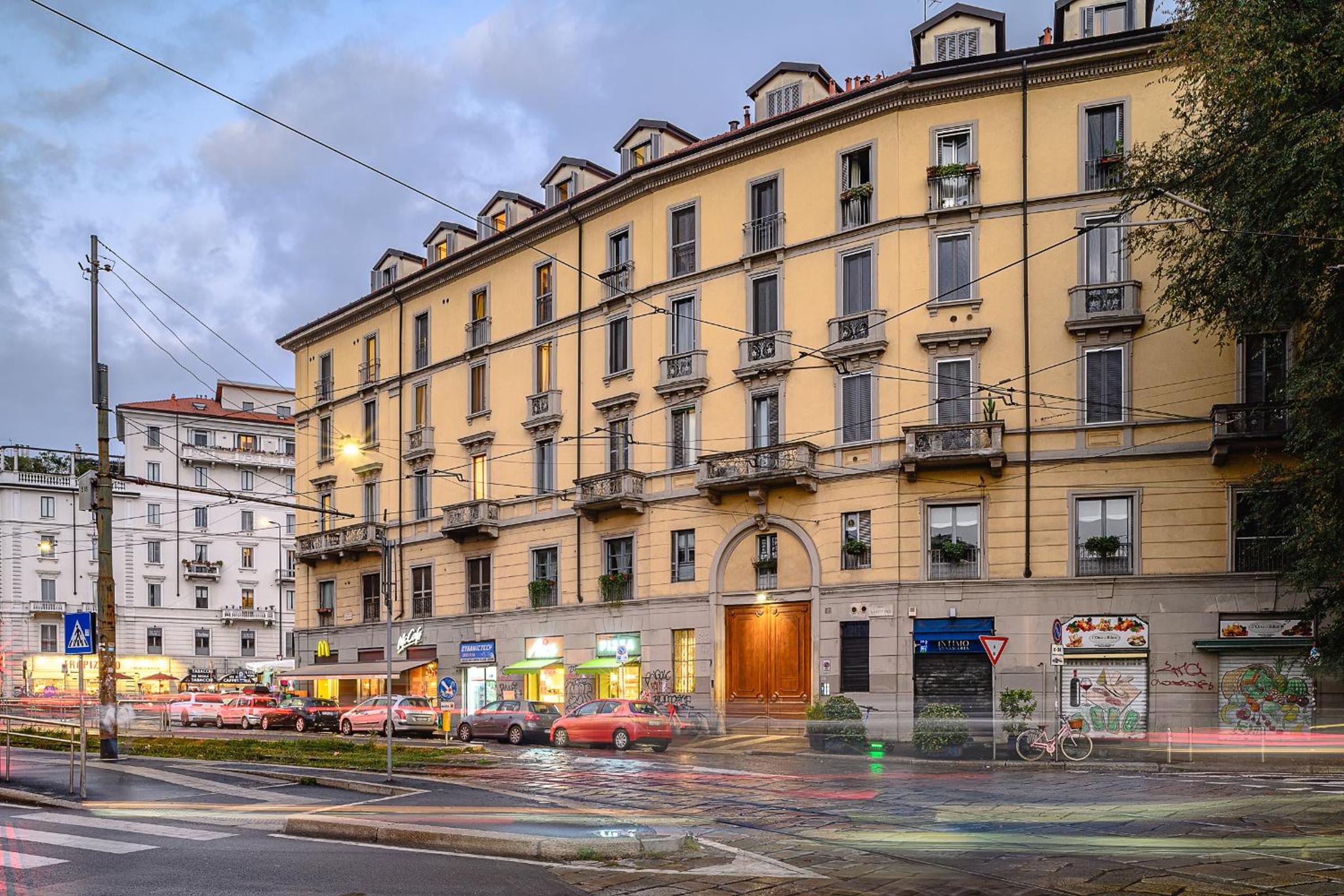[Duomo - Pt.Romana - Bocconi] Top Floor Apartment