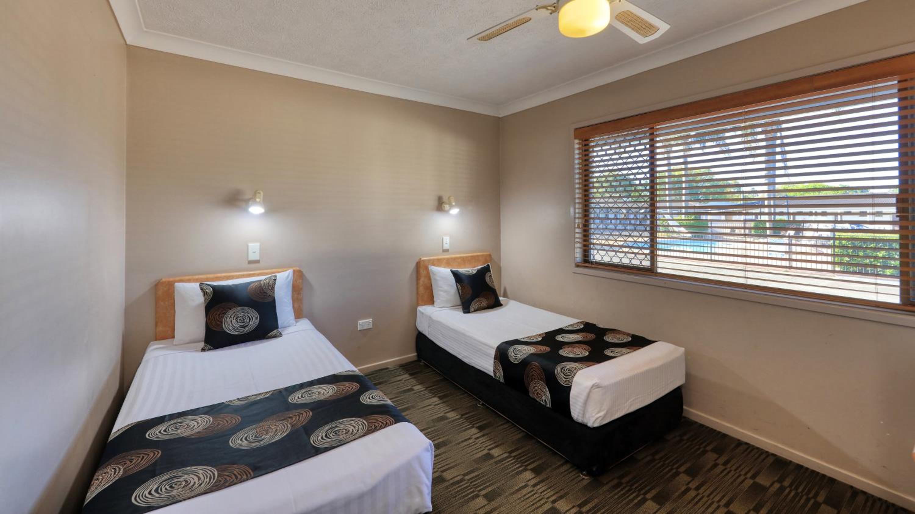 James Street Motor Inn
