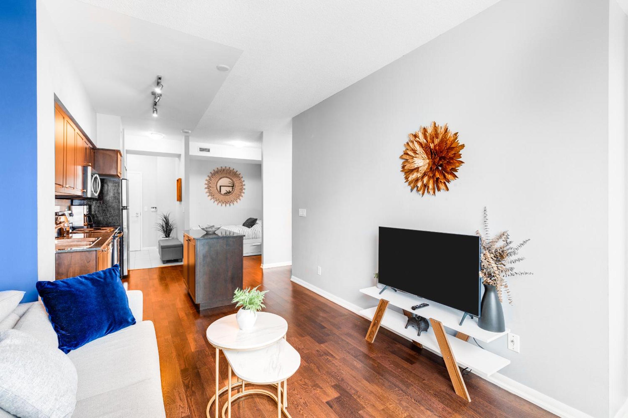 AOC Suites - High-Rise Condo - City View - Image 4