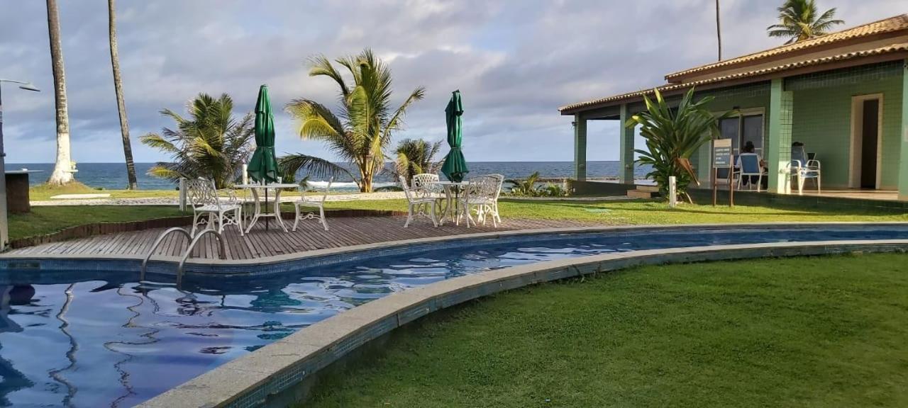 Village em Condomínio c/ piscina e acesso a praia