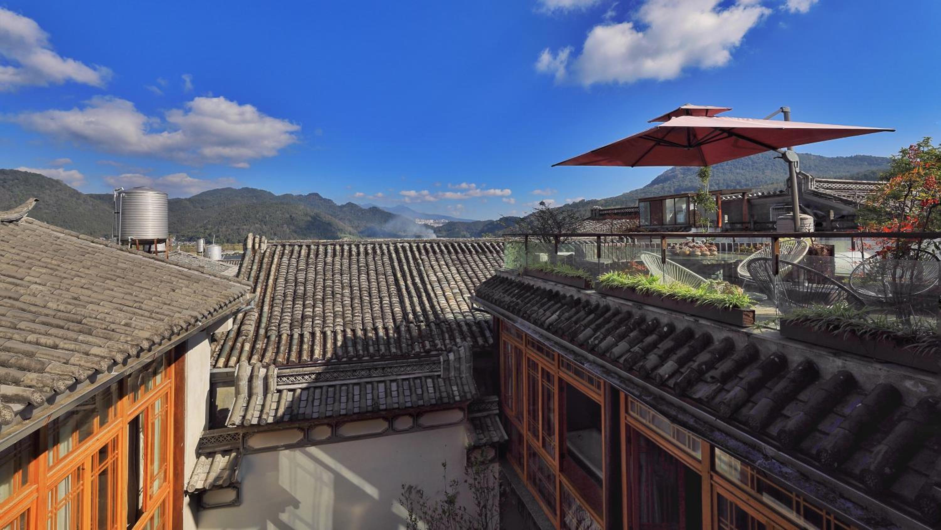 Shan Ju Qiu Ming Floral Hotel in Tengchong 花筑 腾冲山居秋暝精品客栈