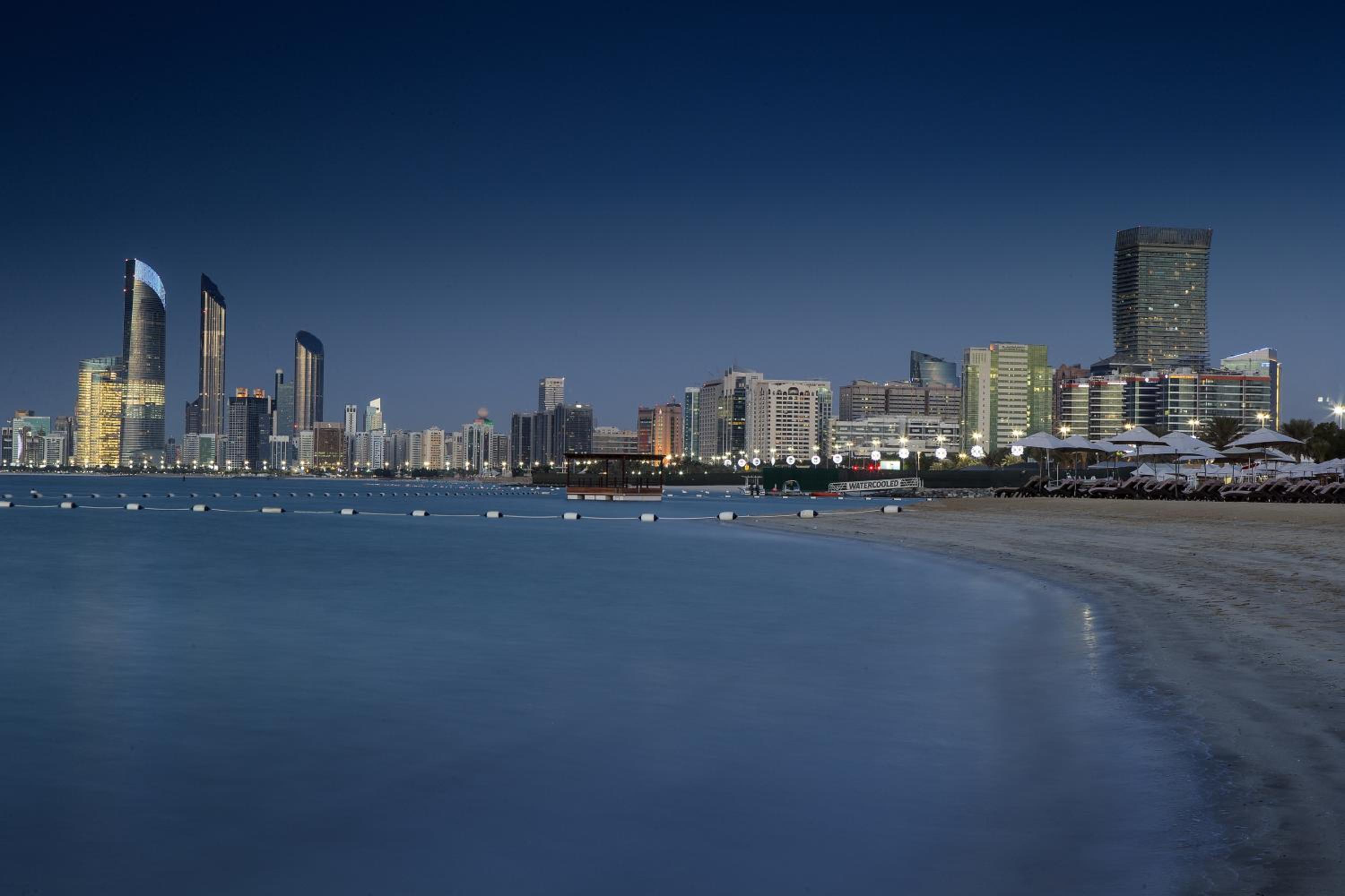 Radisson Blu Hotel & Resort, Abu Dhabi Corniche