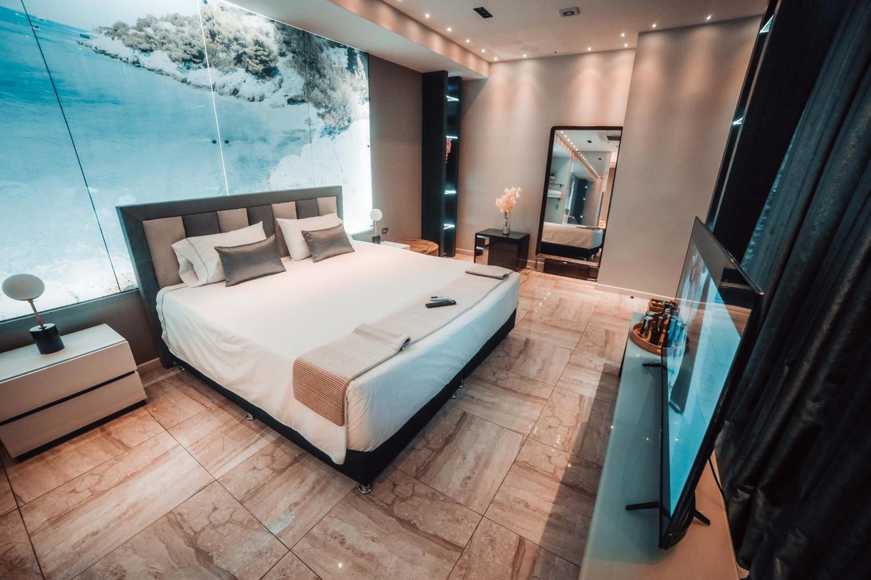 1Million Luxury Suites
