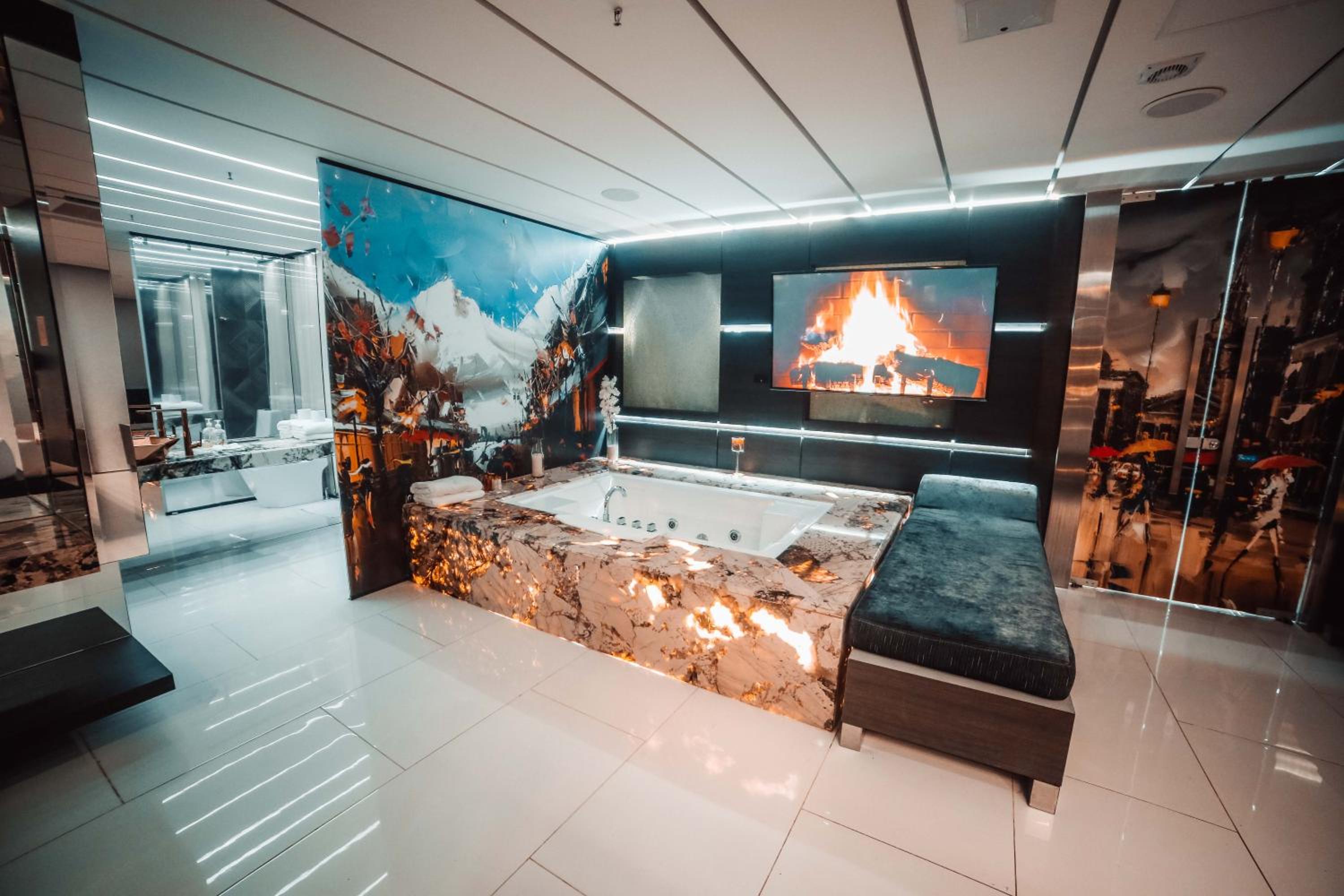 1Million Luxury Suites