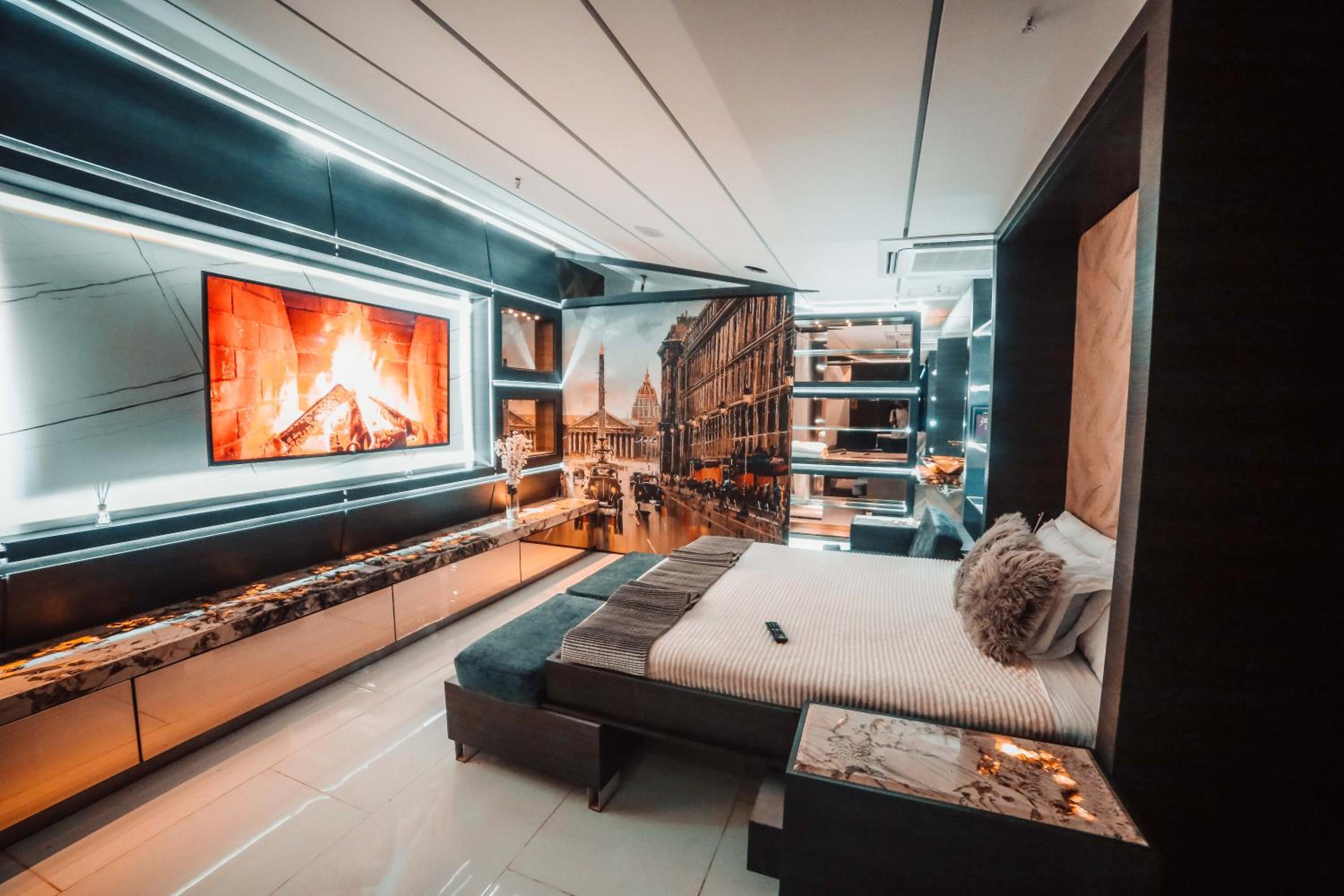 1Million Luxury Suites