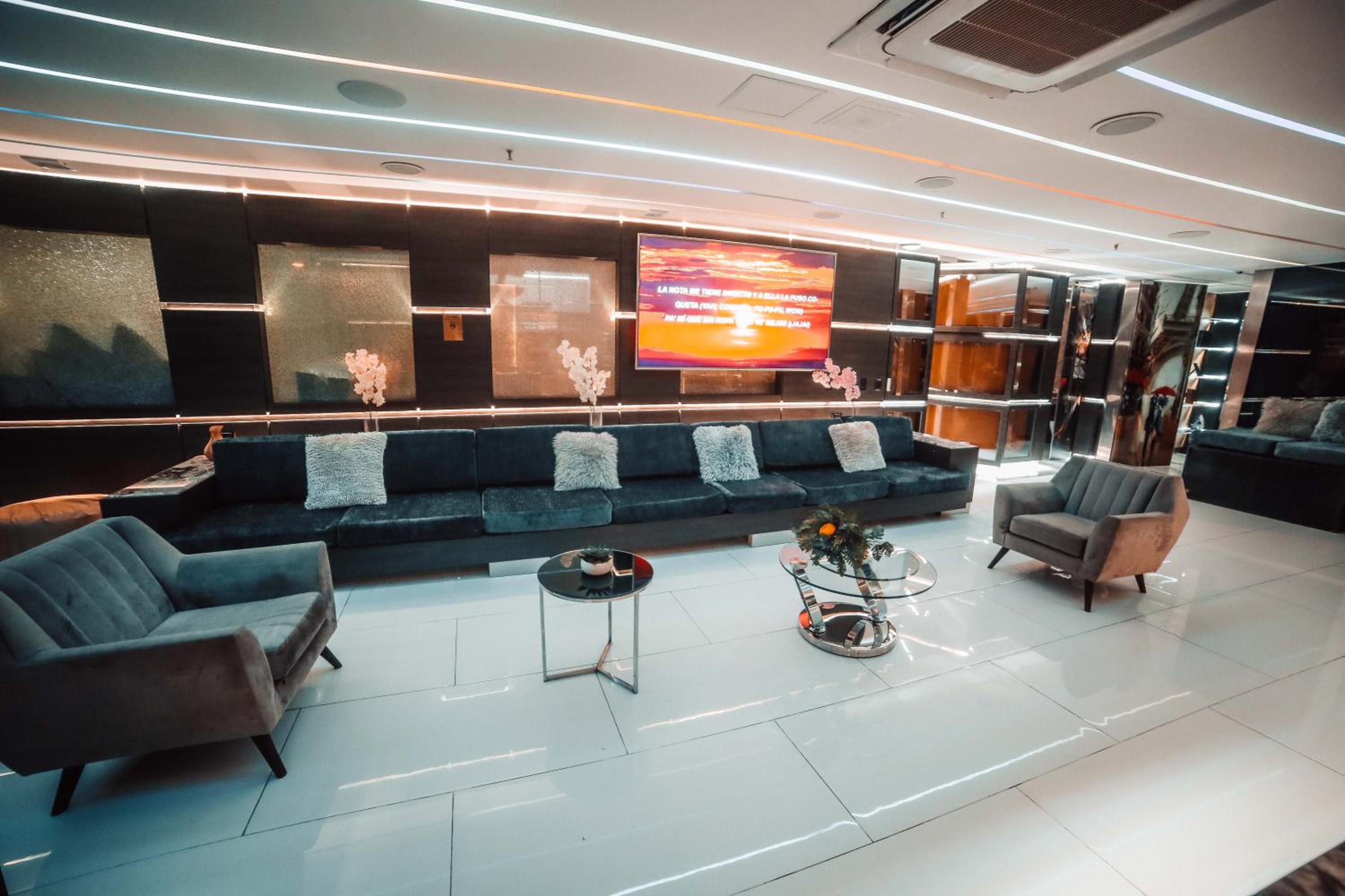 1Million Luxury Suites