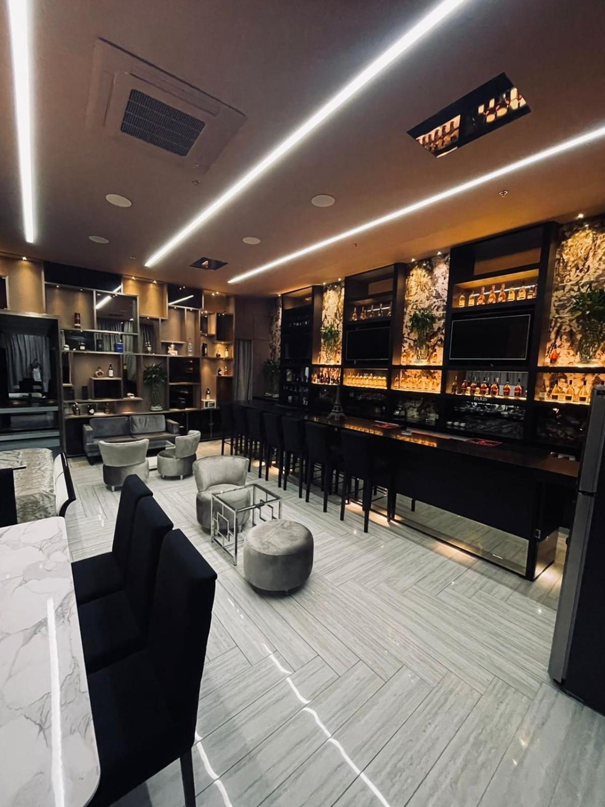 1Million Luxury Suites
