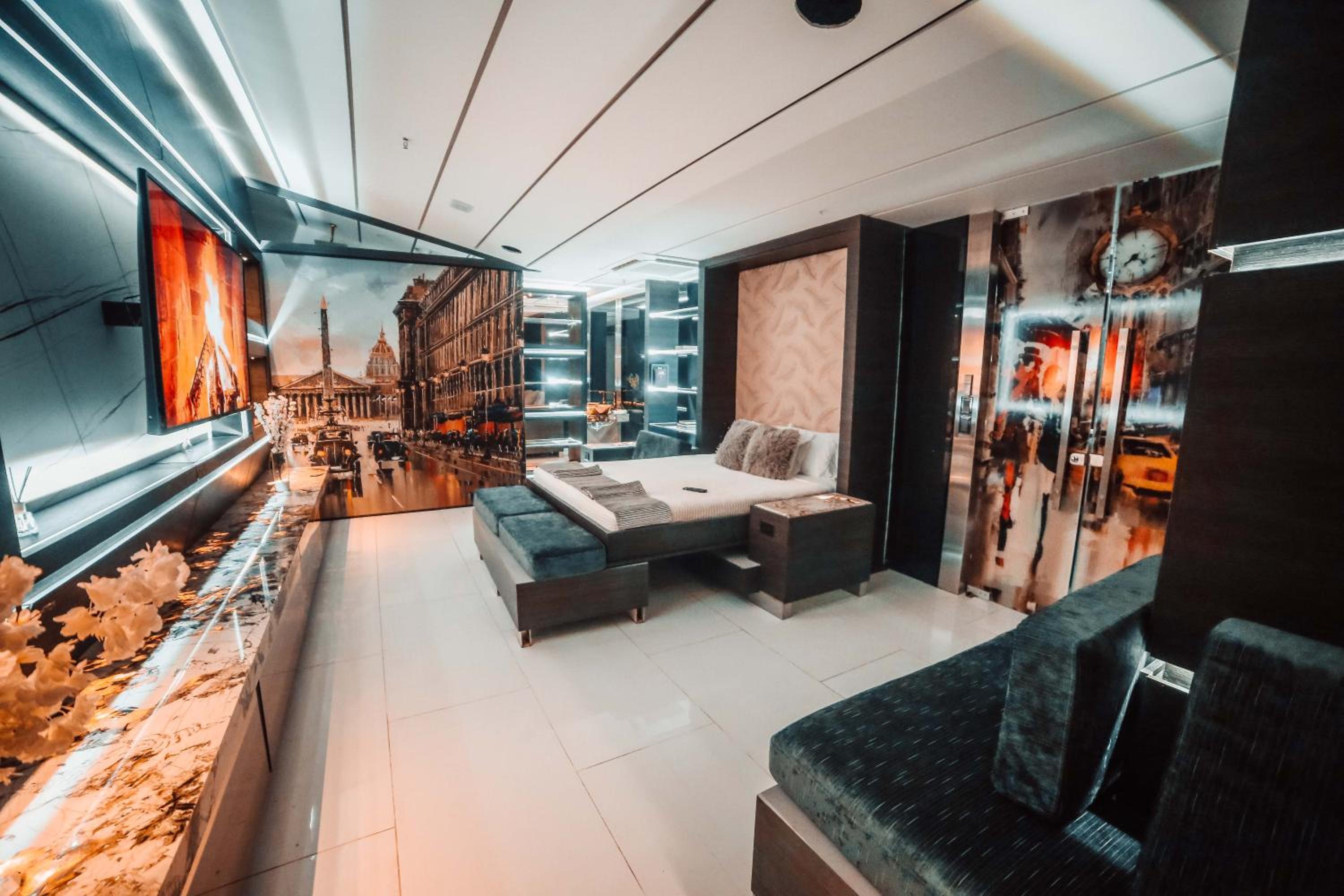 1Million Luxury Suites