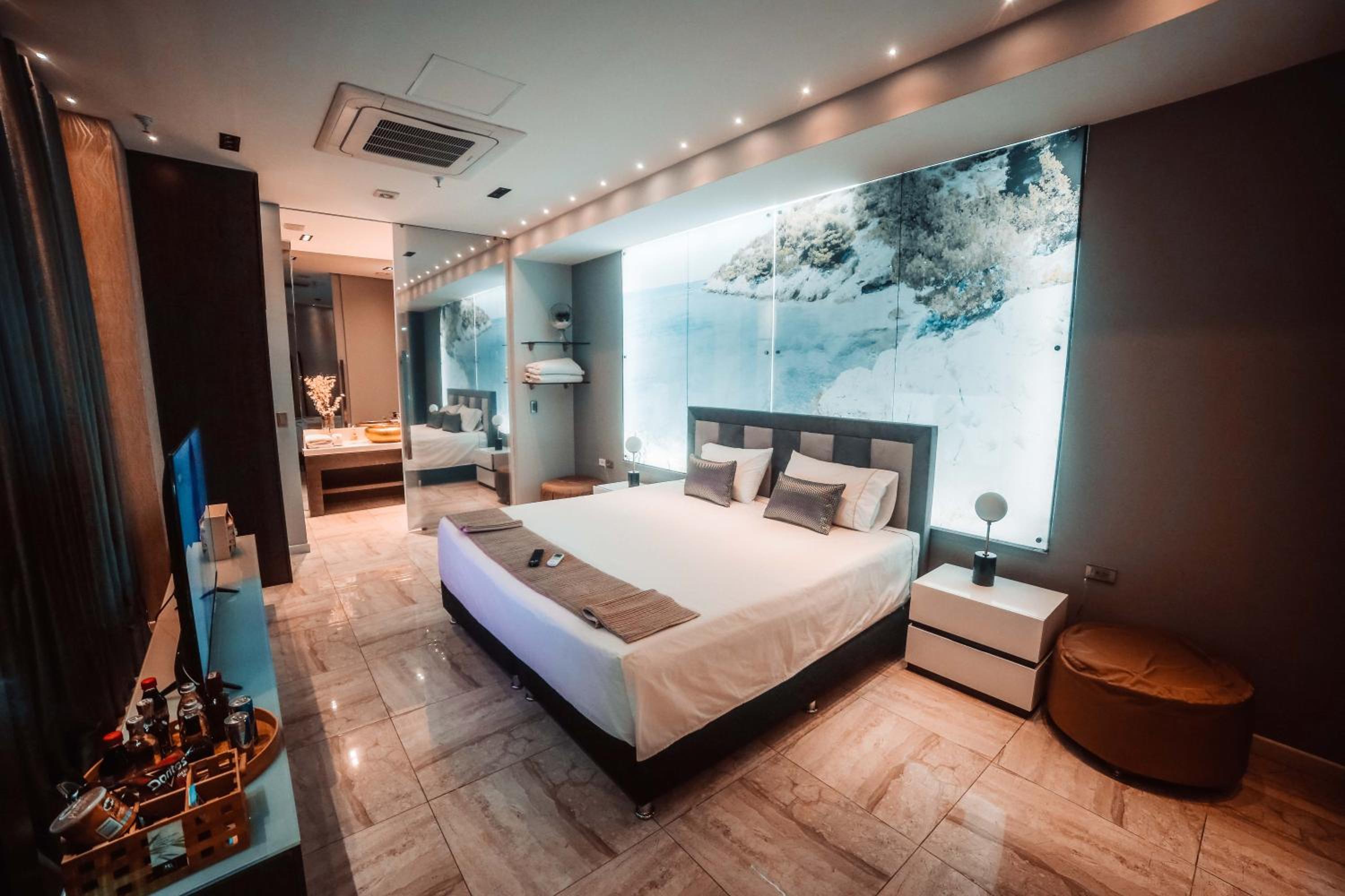 1Million Luxury Suites