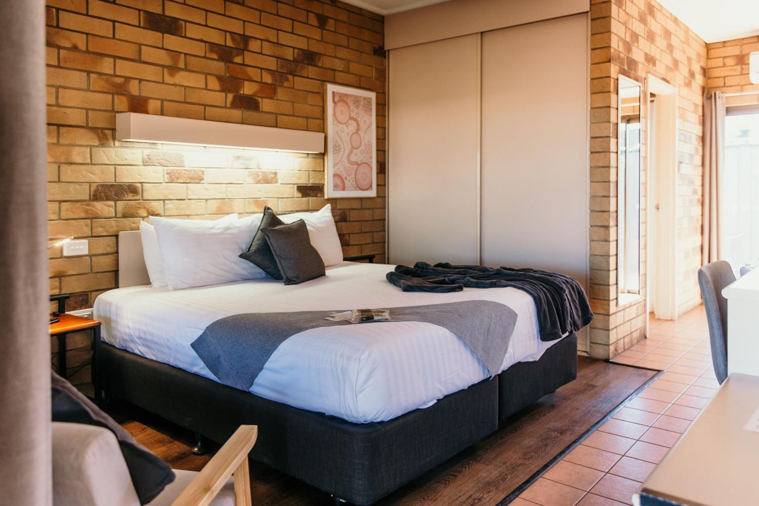 Abacus Motel