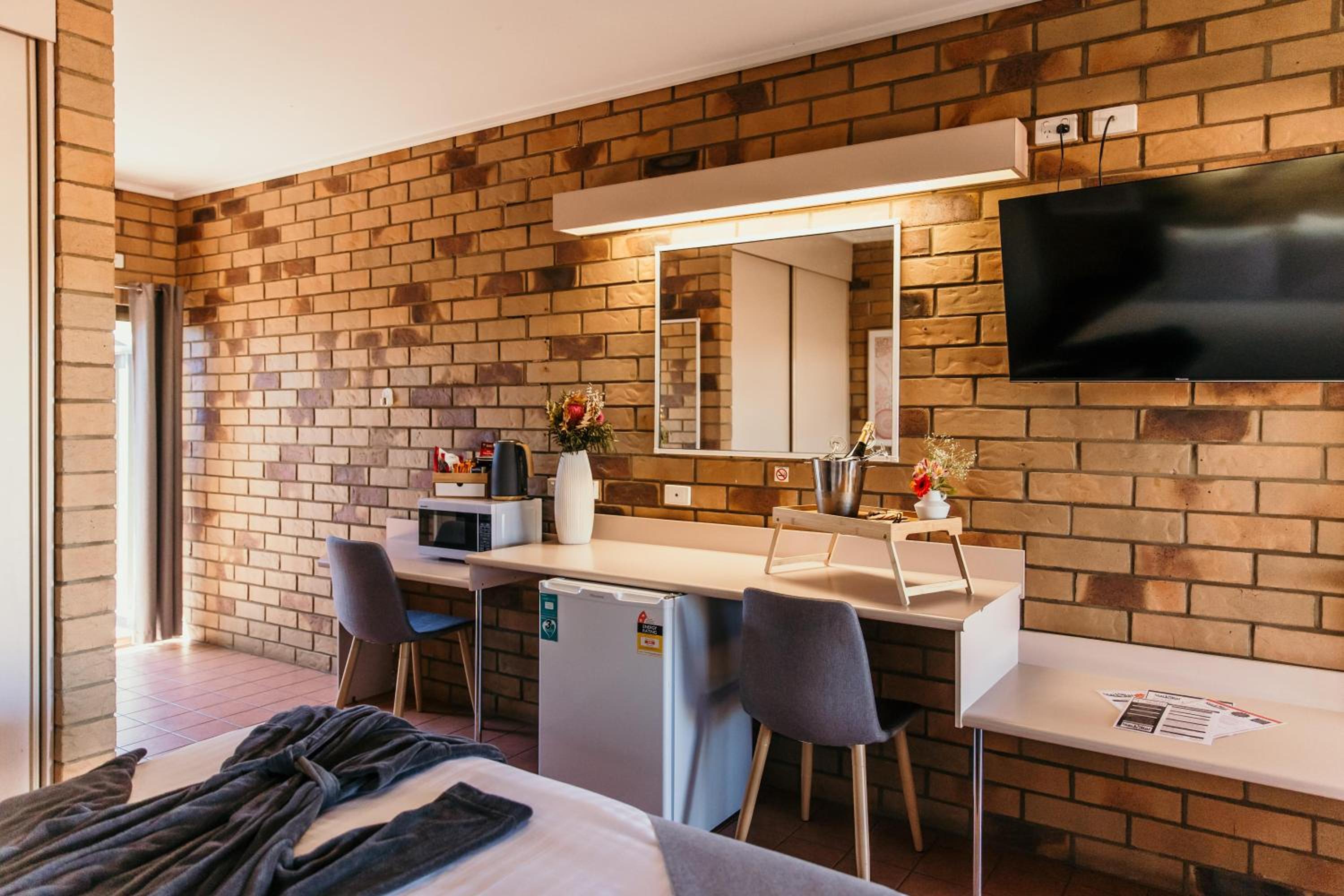 Abacus Motel