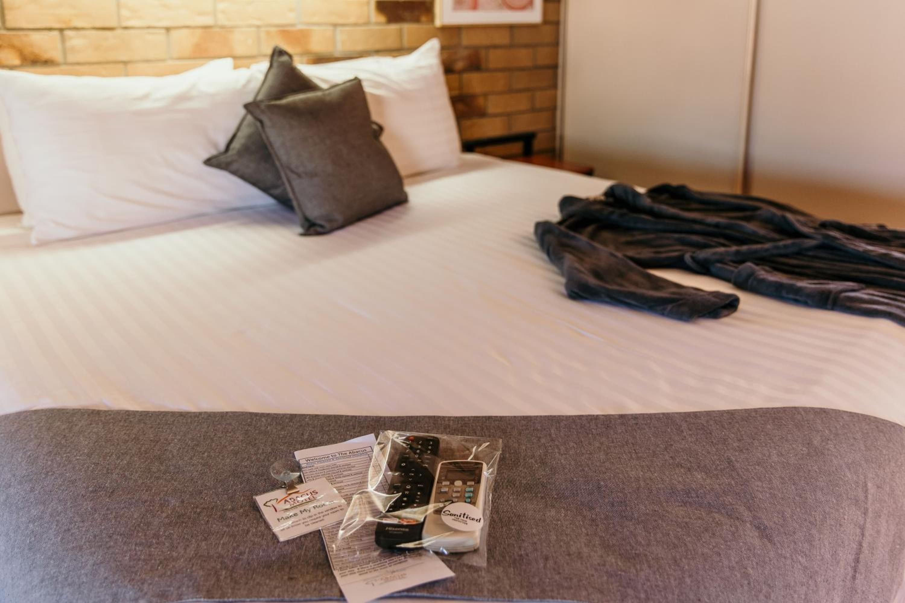 Abacus Motel