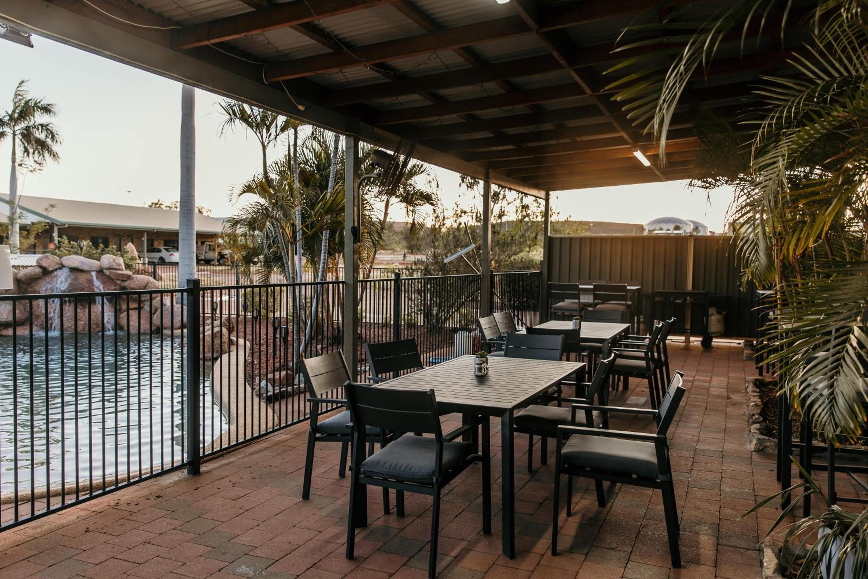Abacus Motel