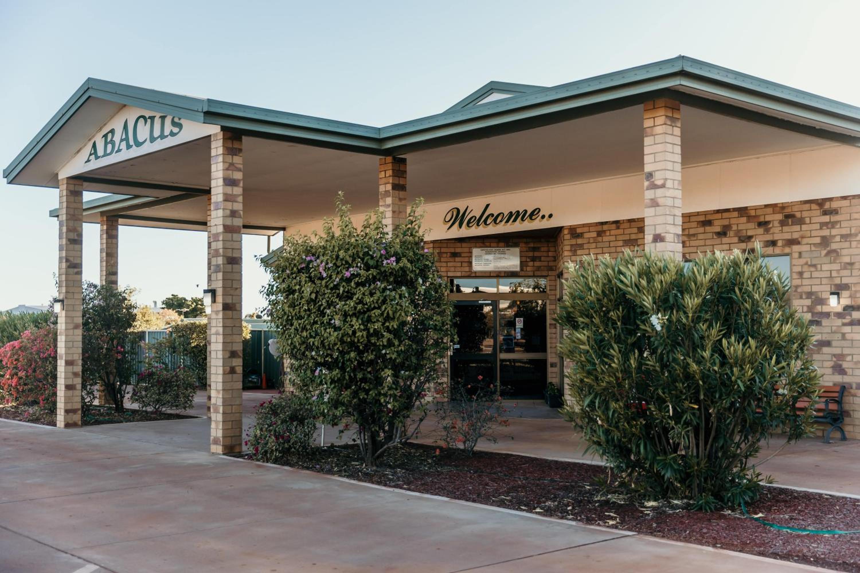 Abacus Motel