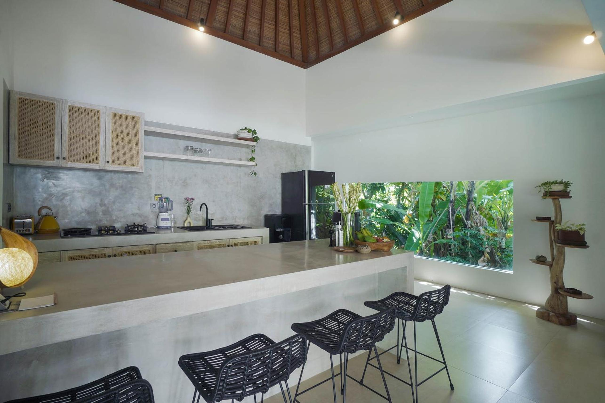 SunGlow Villa view 3