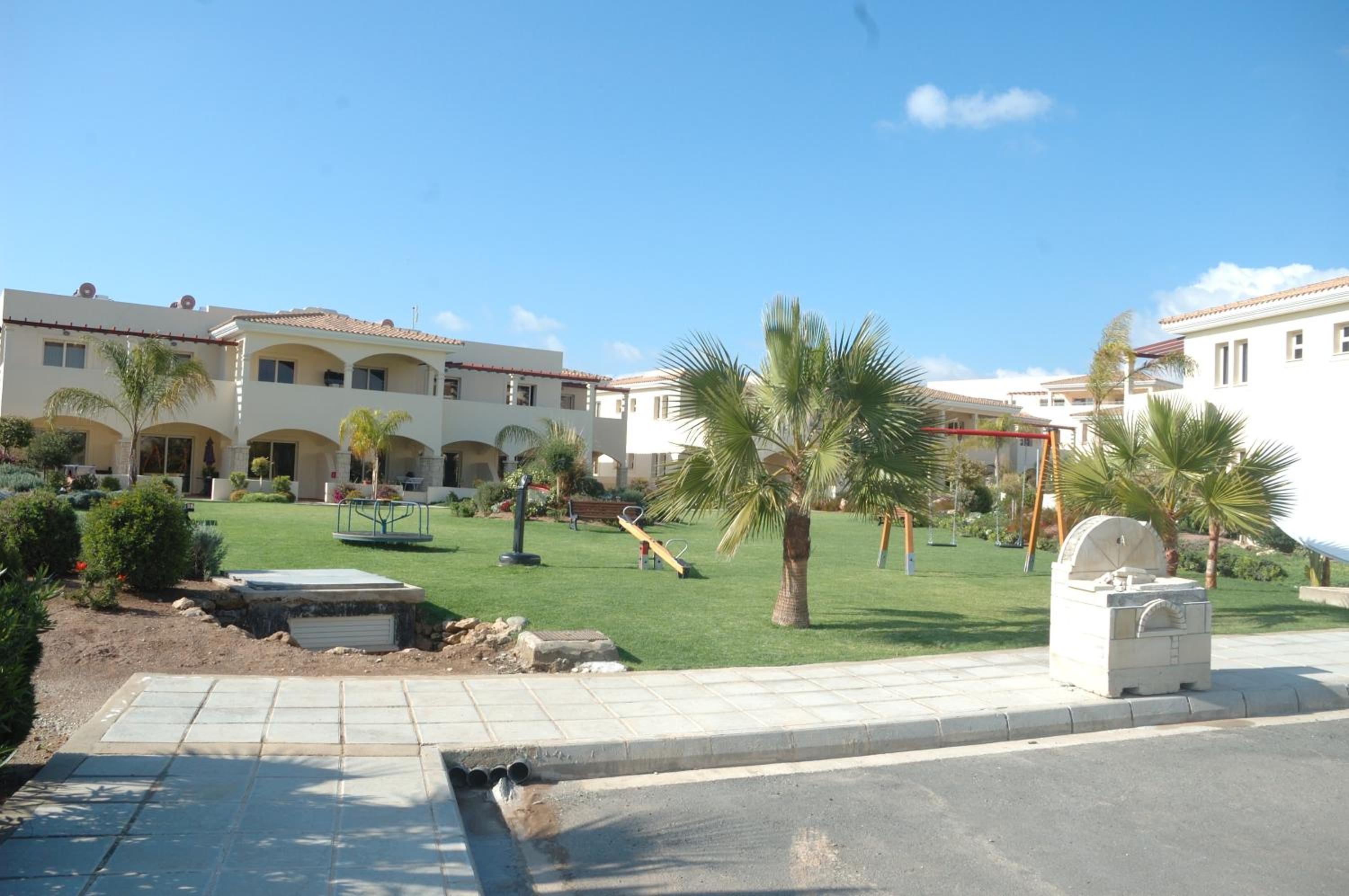 Aphrodite Sands Resort complex has a sauna, fitness room, health spa, jacuzzis