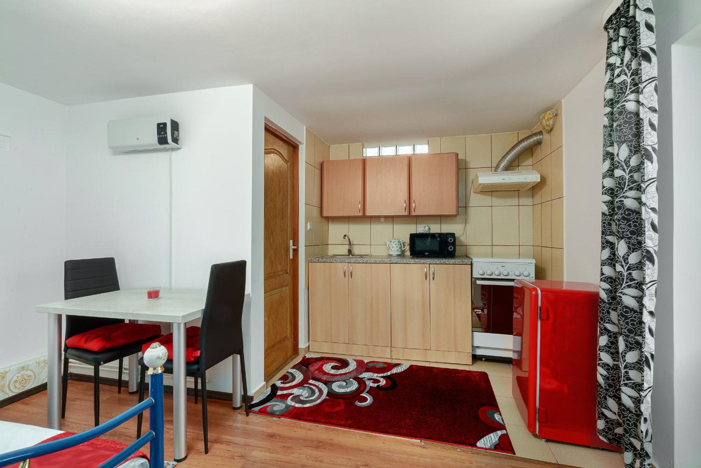 Stone Gate Apartment #3 view 2