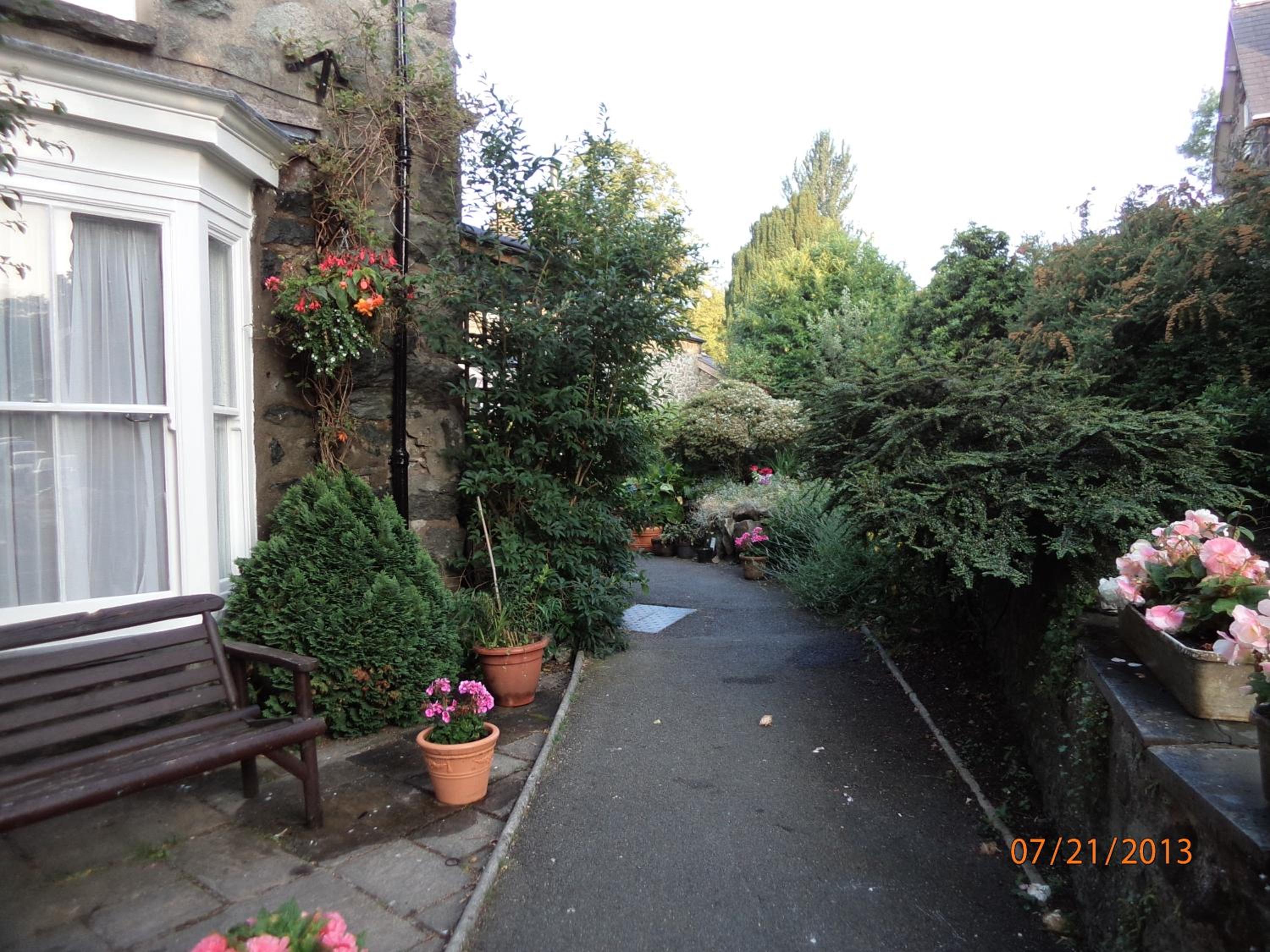 Photo 7
