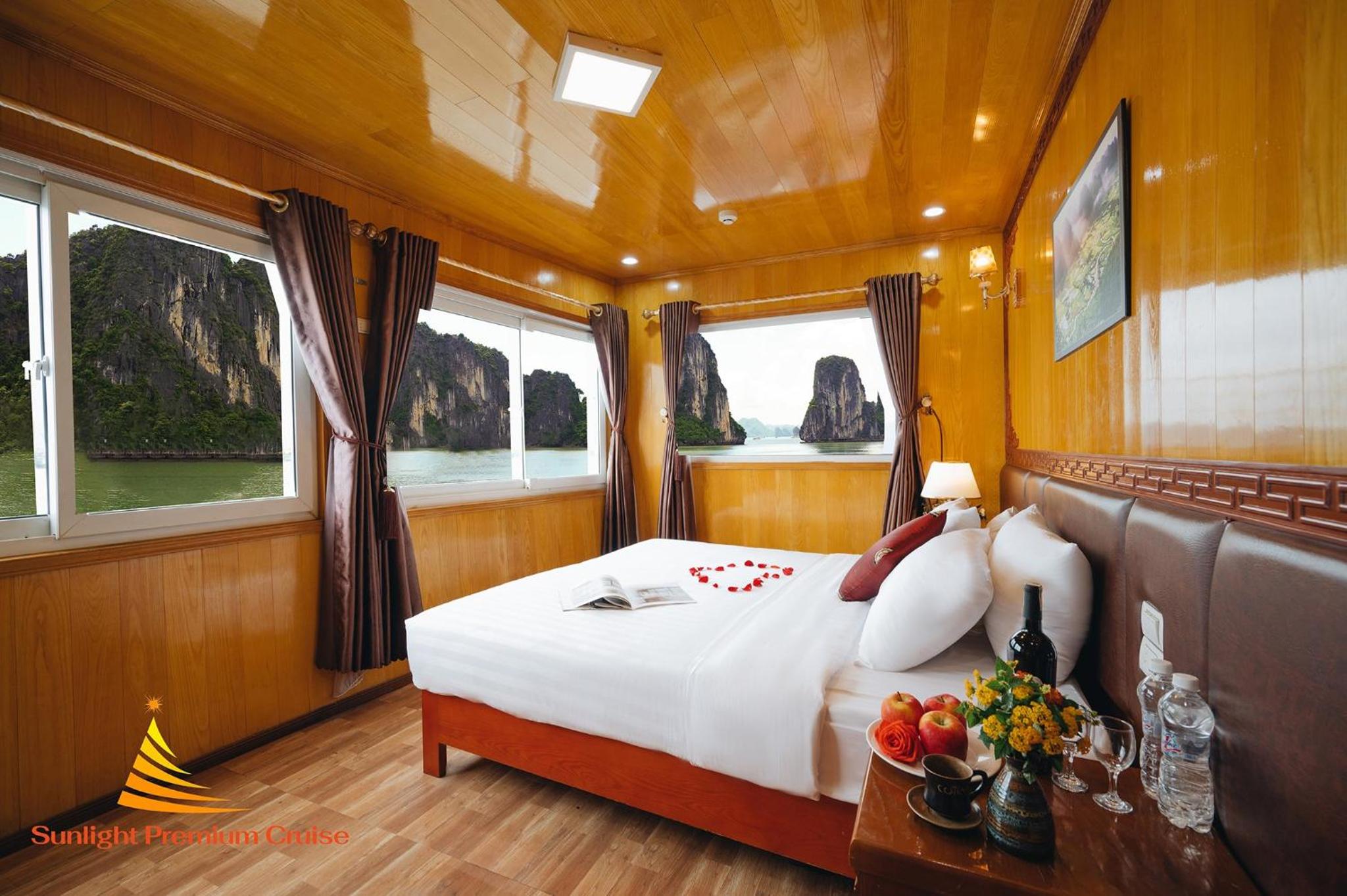 Sunlight Cruise view 5