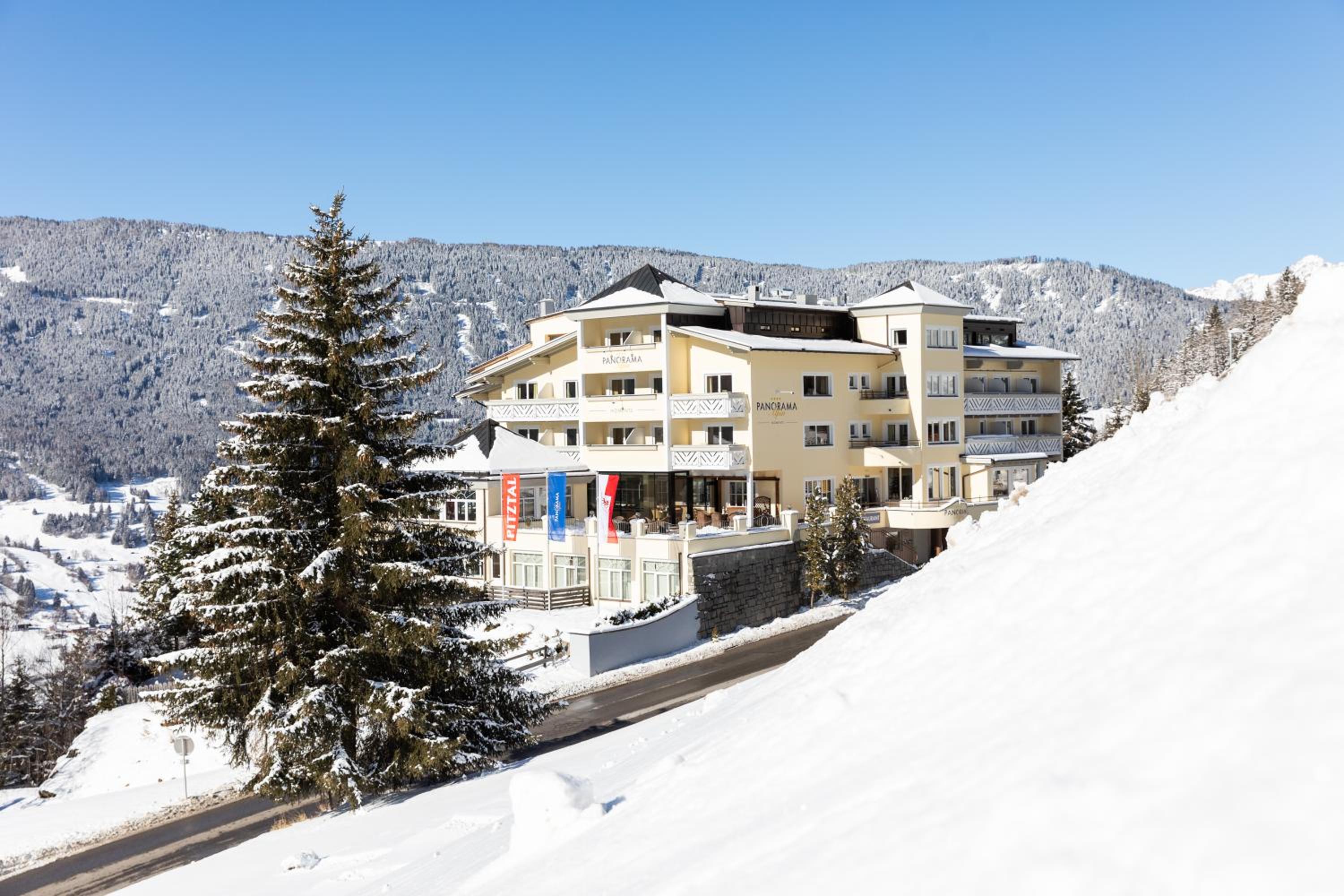 Hotel Wellness Aparthotel Panorama Alpin - Ferienwohnungen Jerzens im Pitztal - Image 1