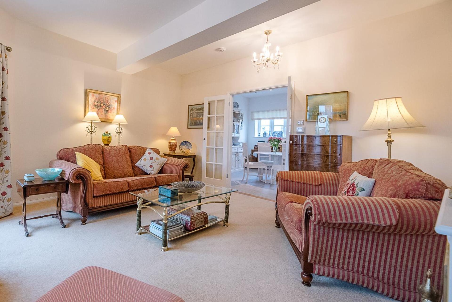 4 Ropers Court, Lavenham view 2