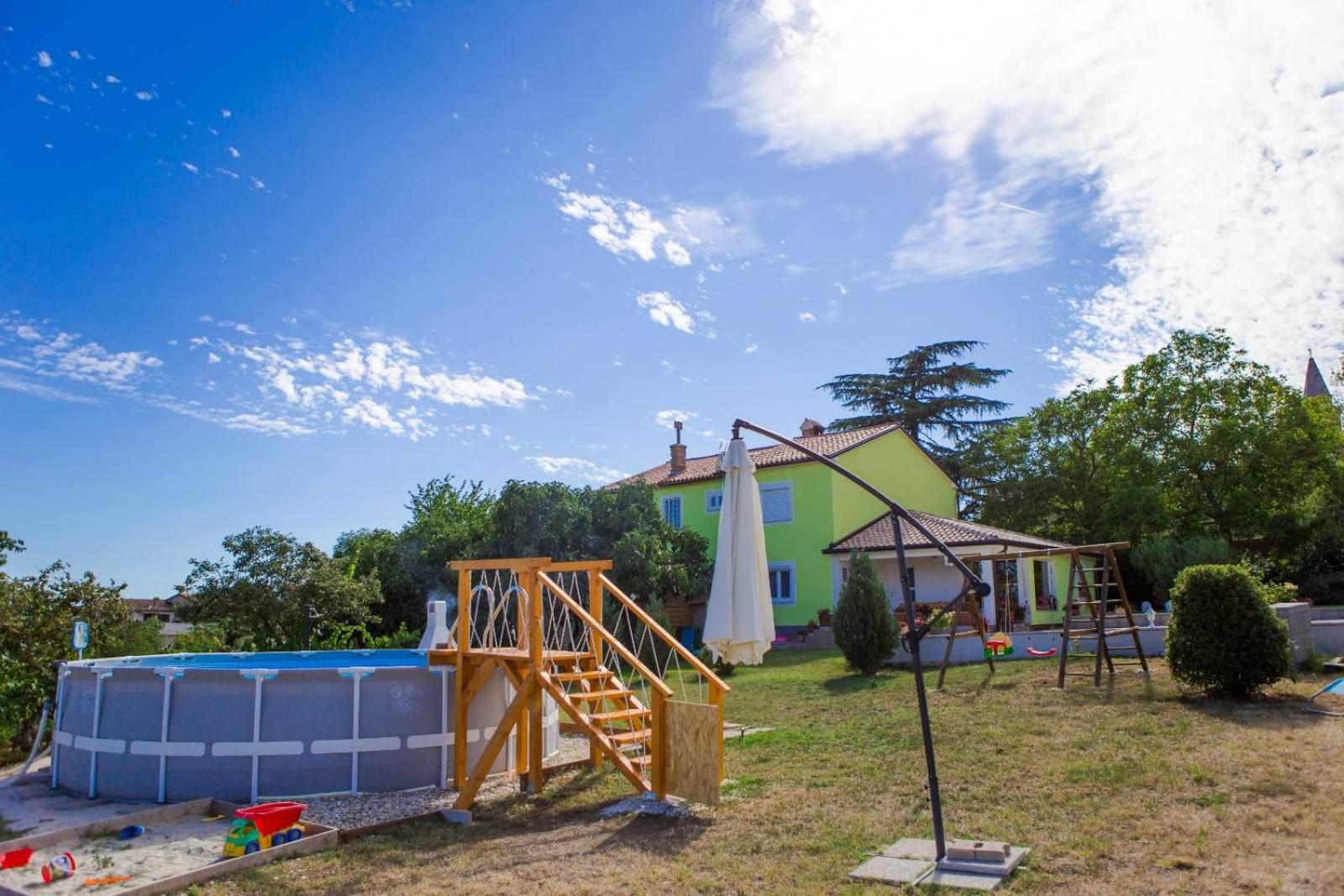 Holiday house Stara Vrata with a private pool