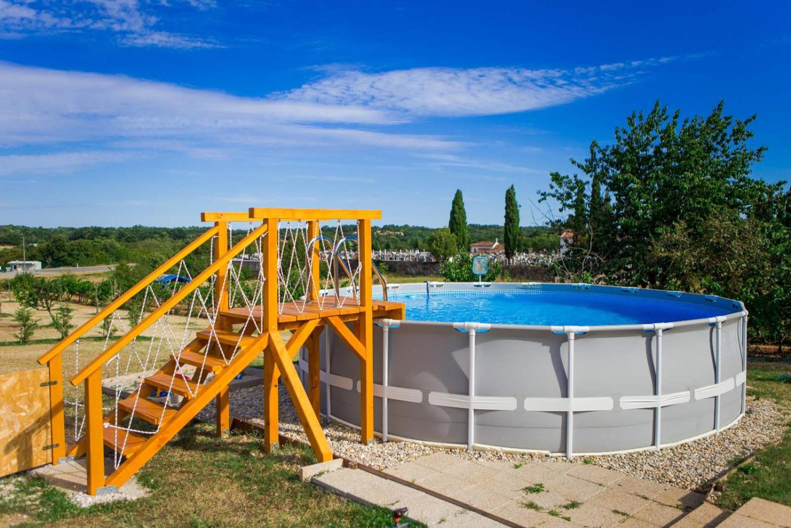 Holiday house Stara Vrata with a private pool