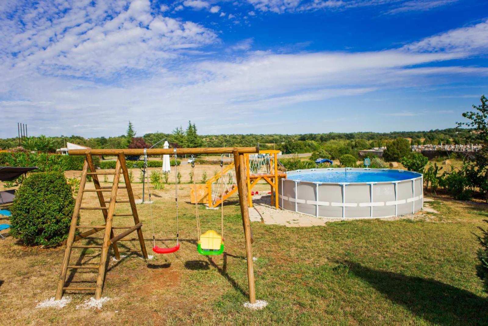 Holiday house Stara Vrata with a private pool