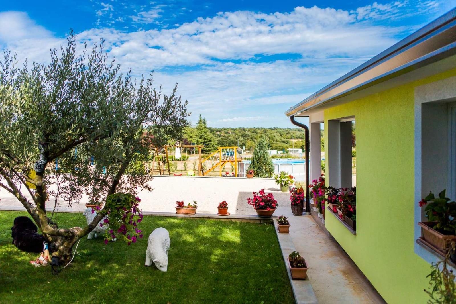 Holiday house Stara Vrata with a private pool
