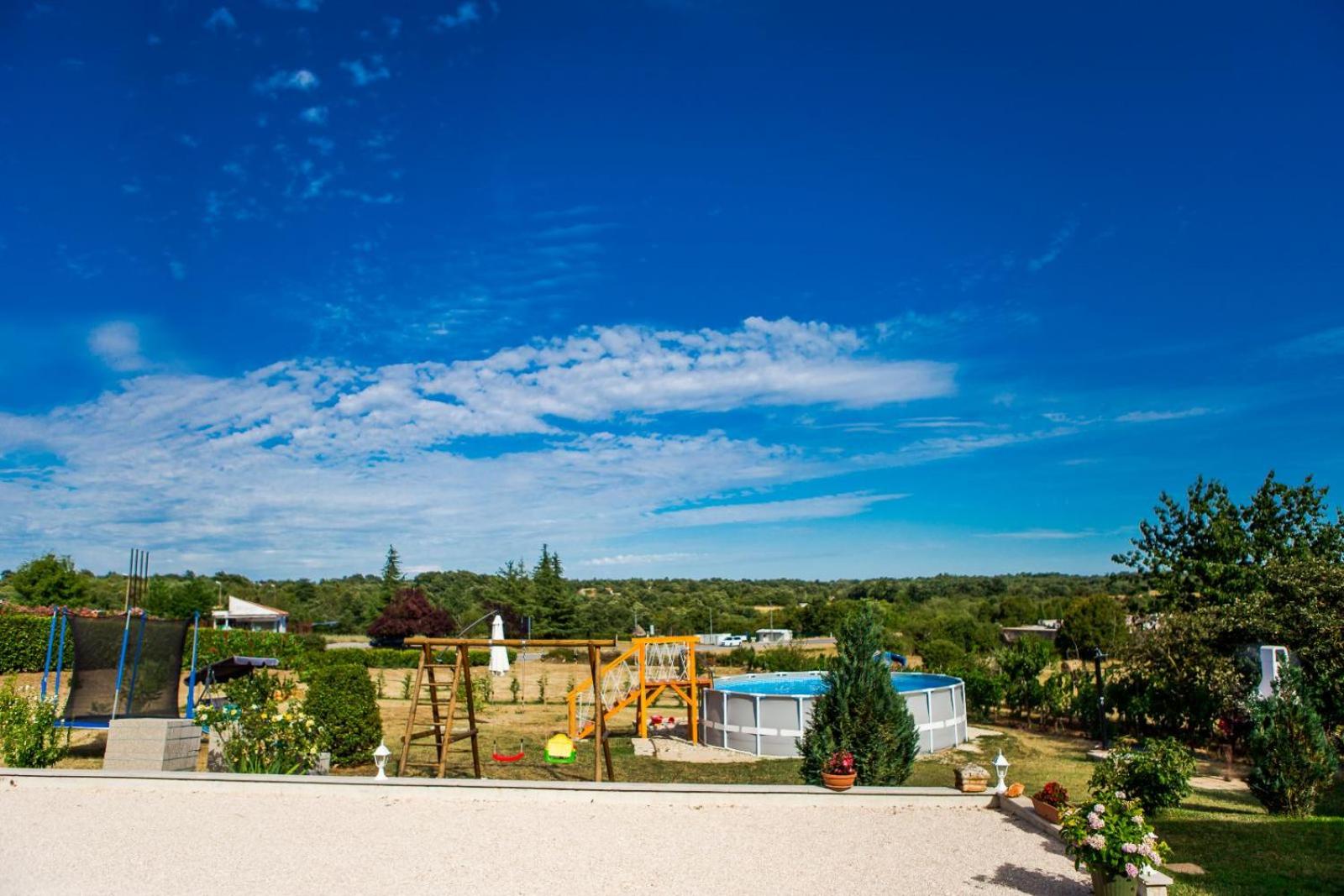 Holiday house Stara Vrata with a private pool