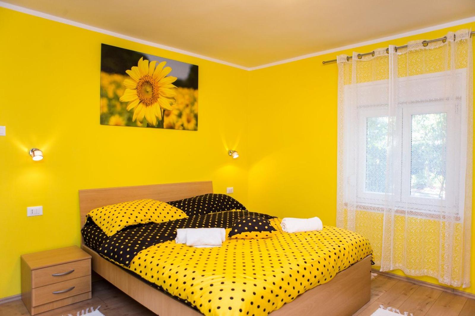 Holiday house Stara Vrata with a private pool