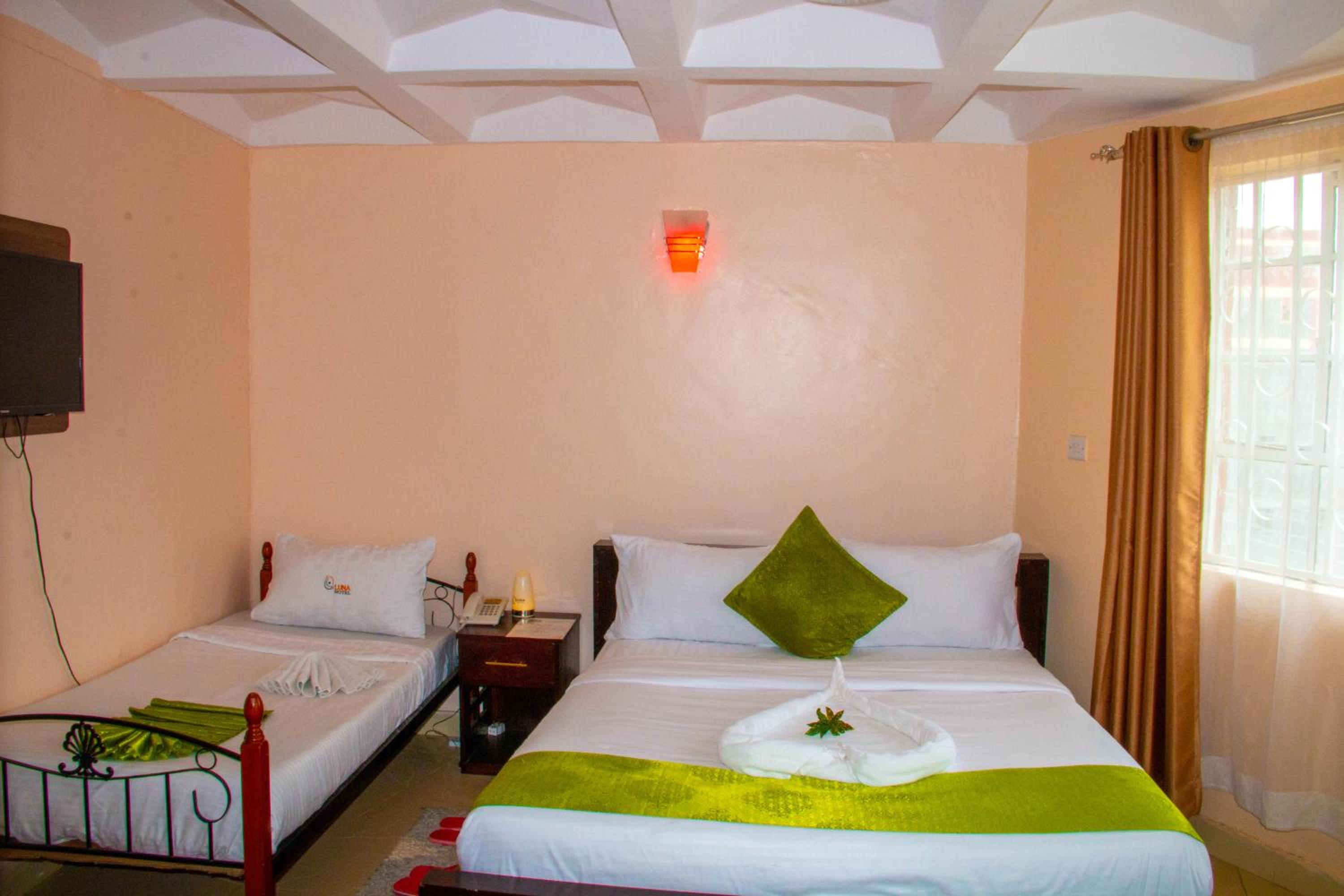 Luna hotel
