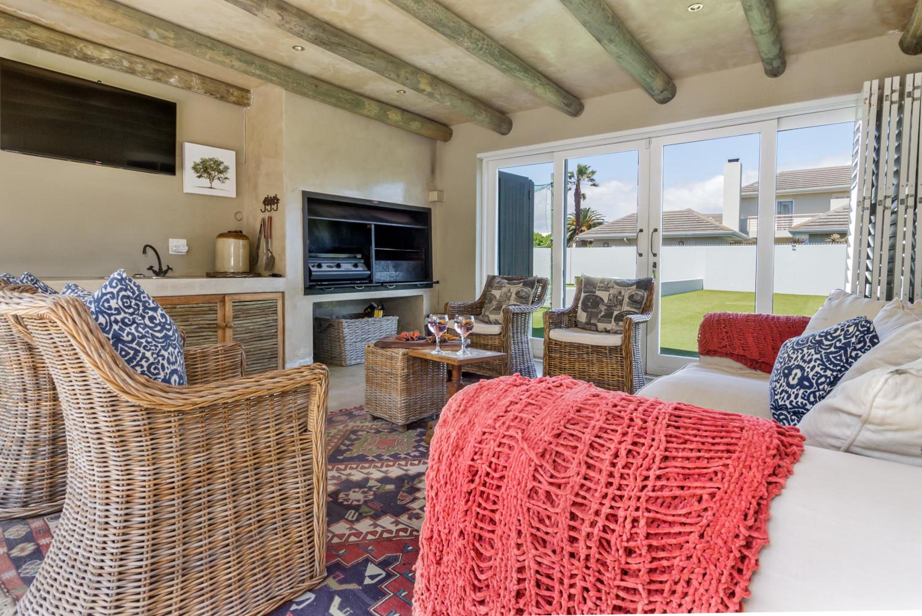 Strand Beach Lodge