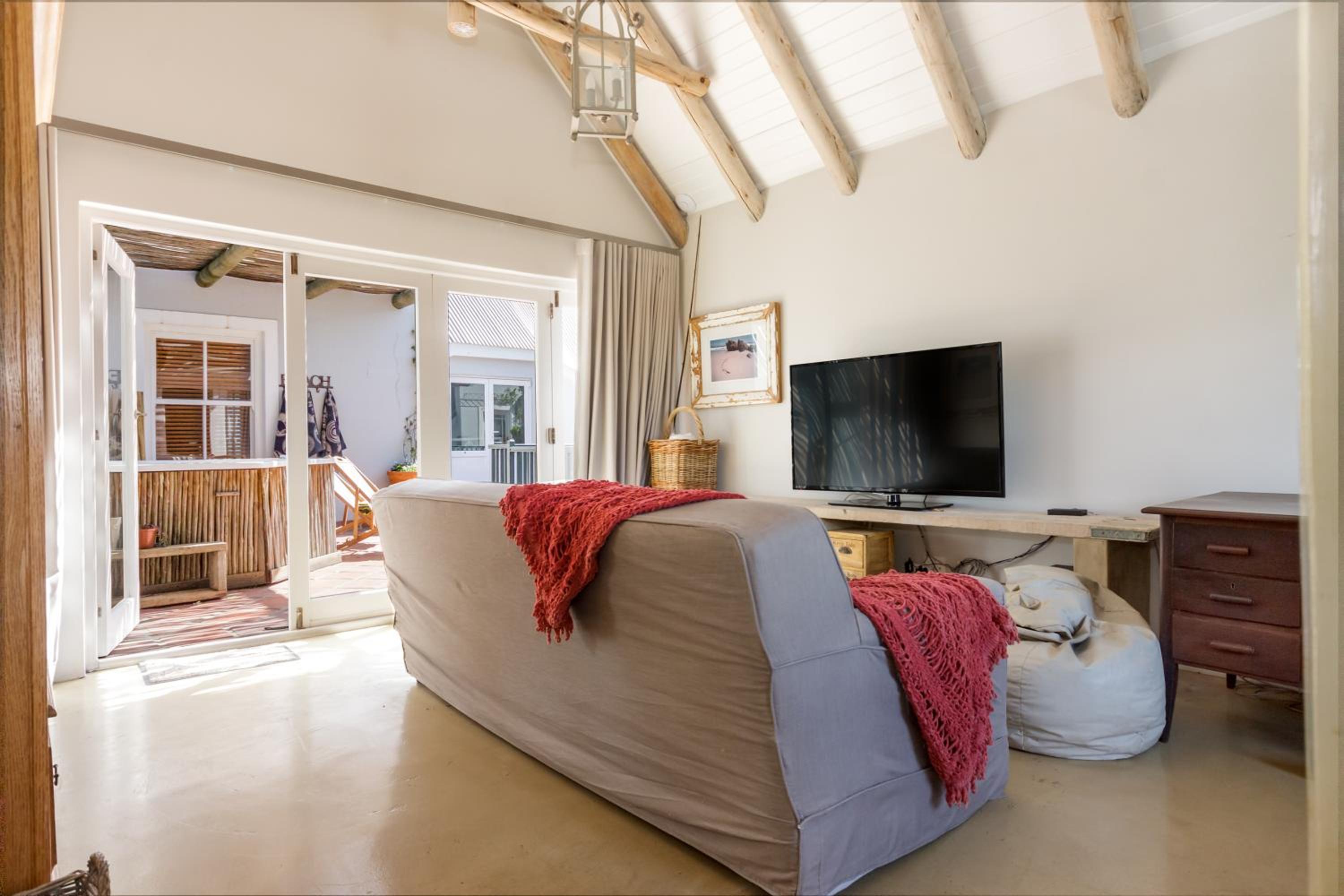Strand Beach Lodge