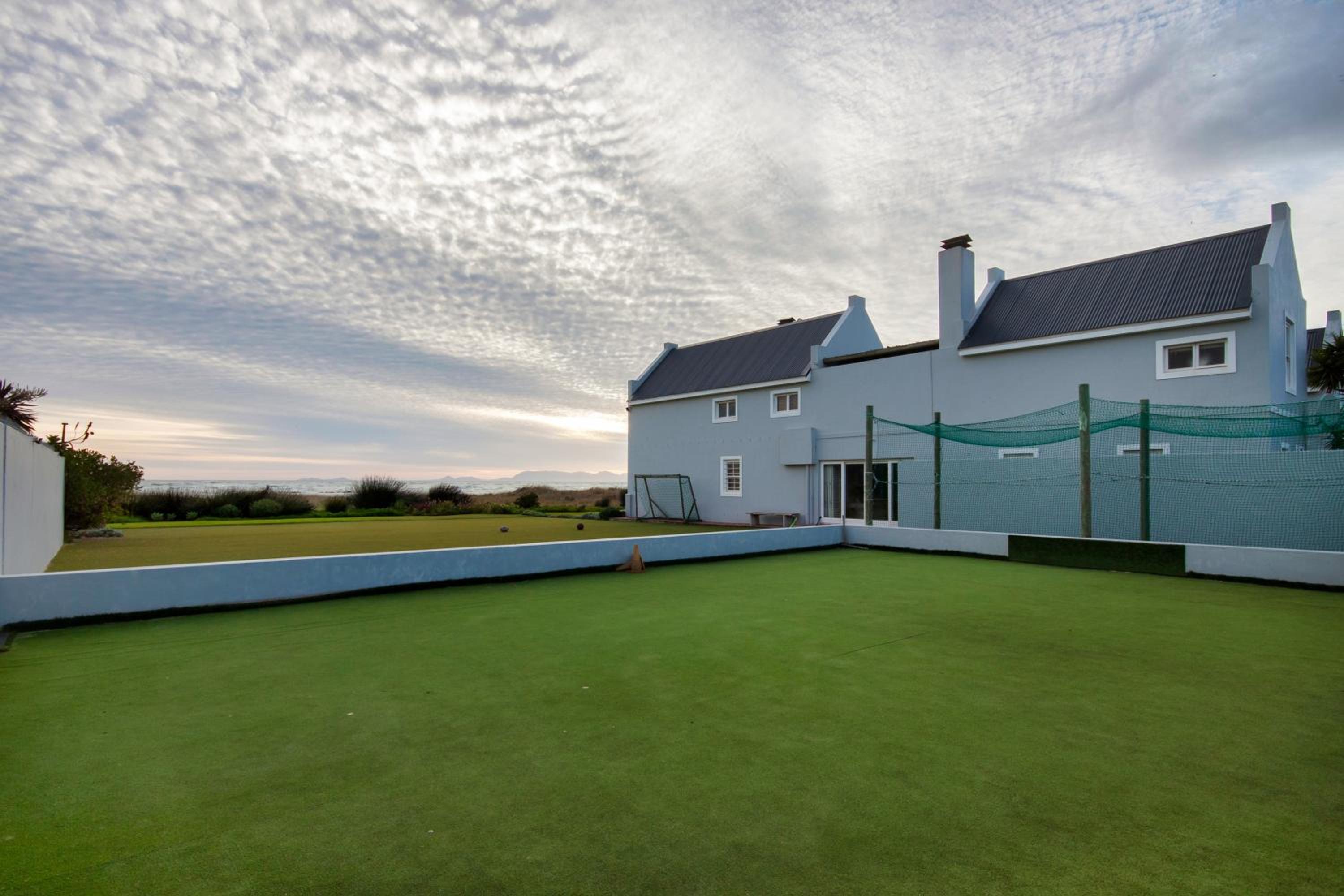 Strand Beach Lodge